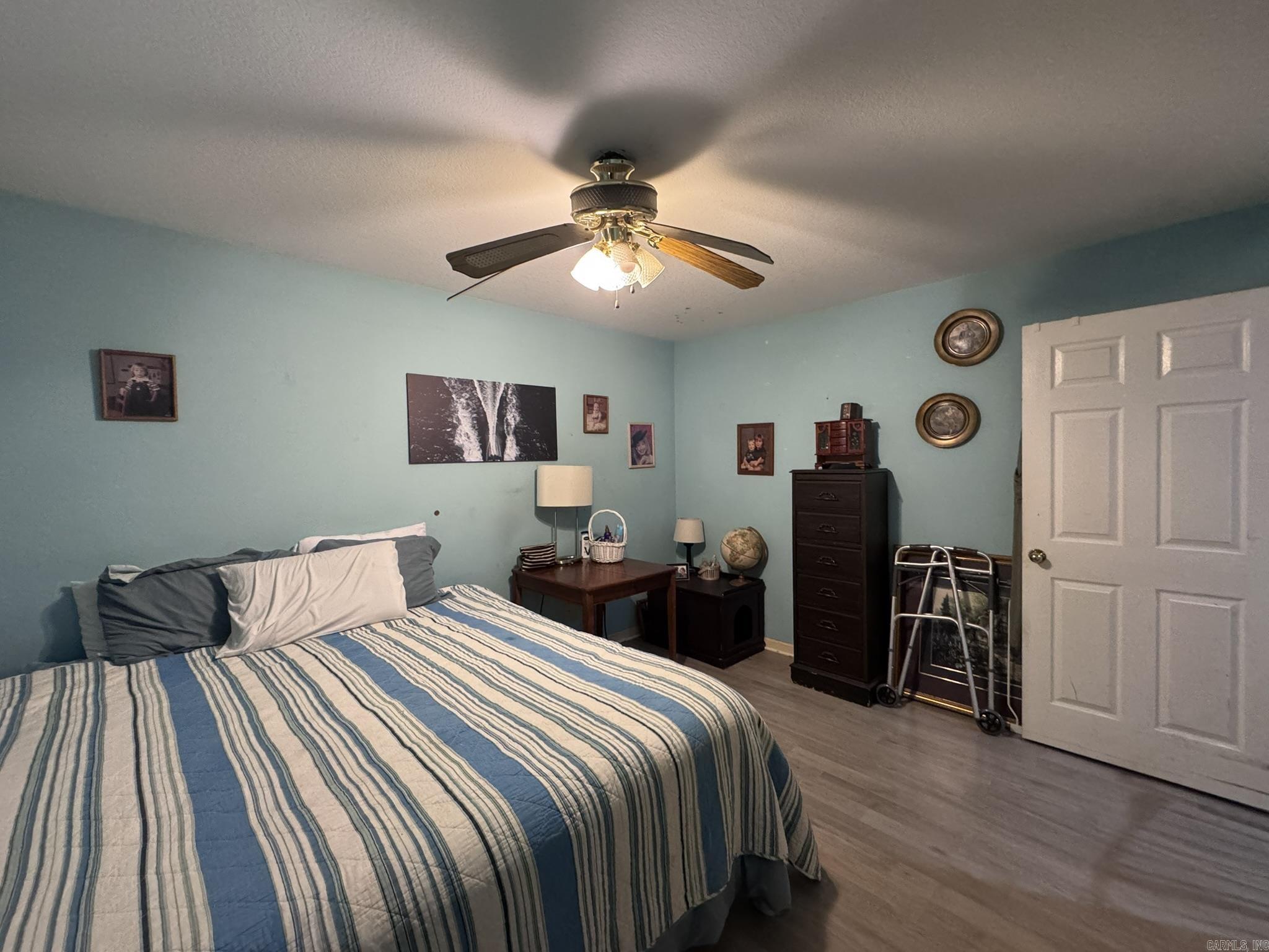LAKESHORE HARBOR - Residential