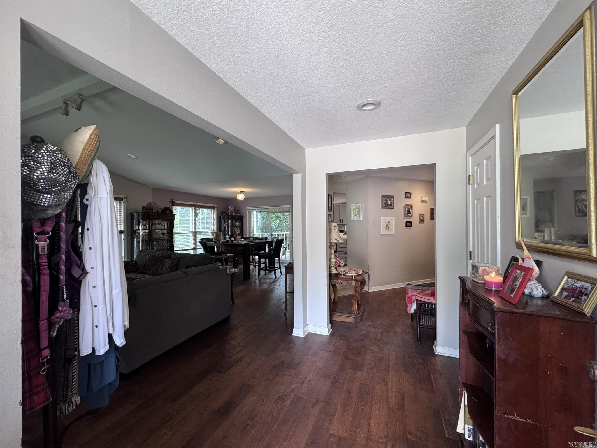 LAKESHORE HARBOR - Residential
