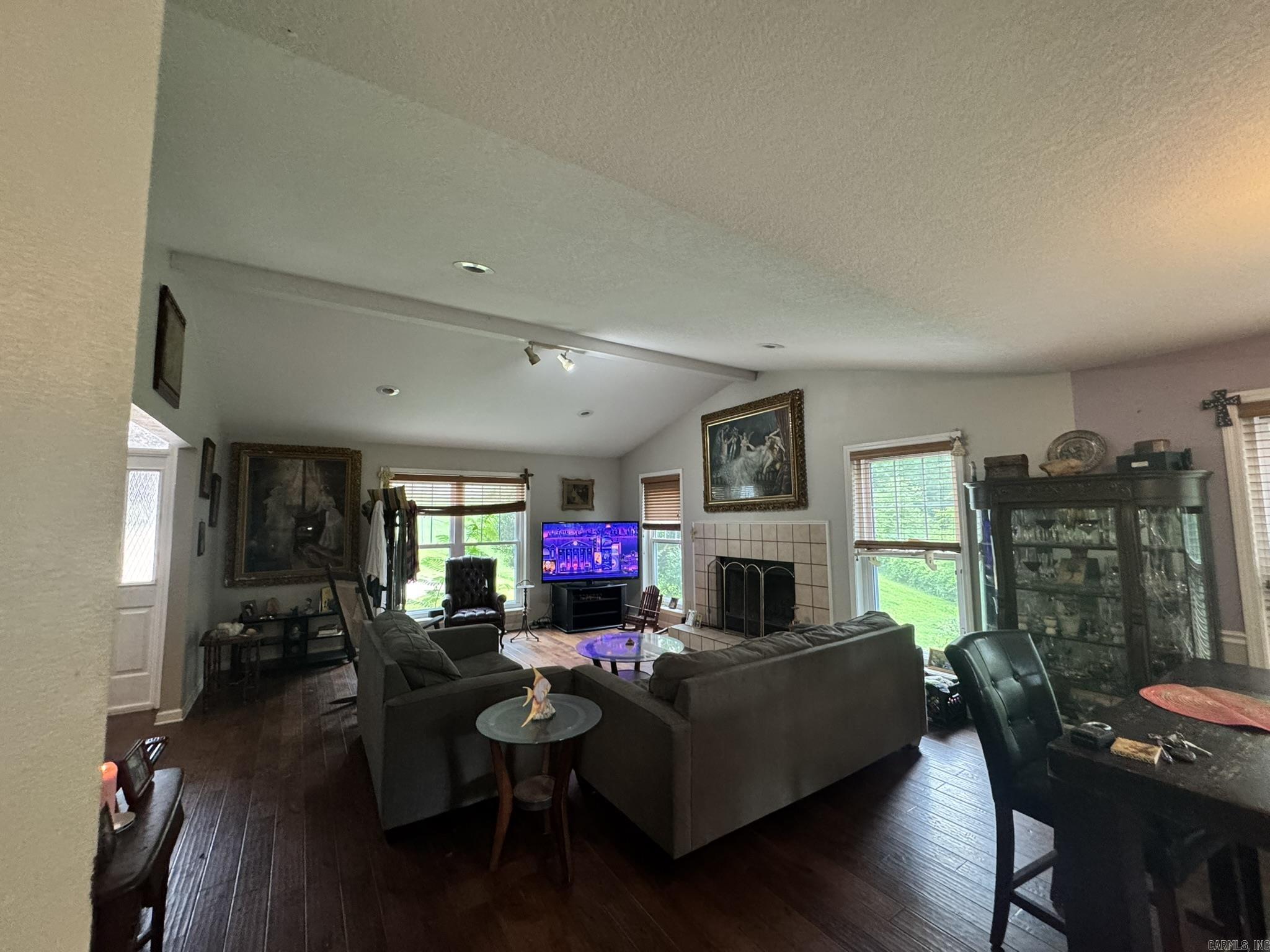 LAKESHORE HARBOR - Residential