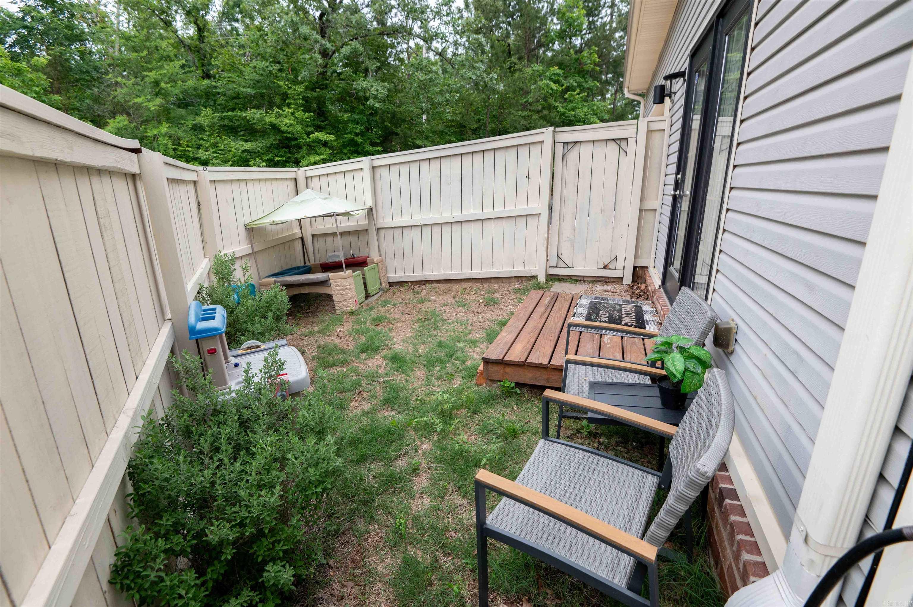 WOODLANDS EDGE - Residential