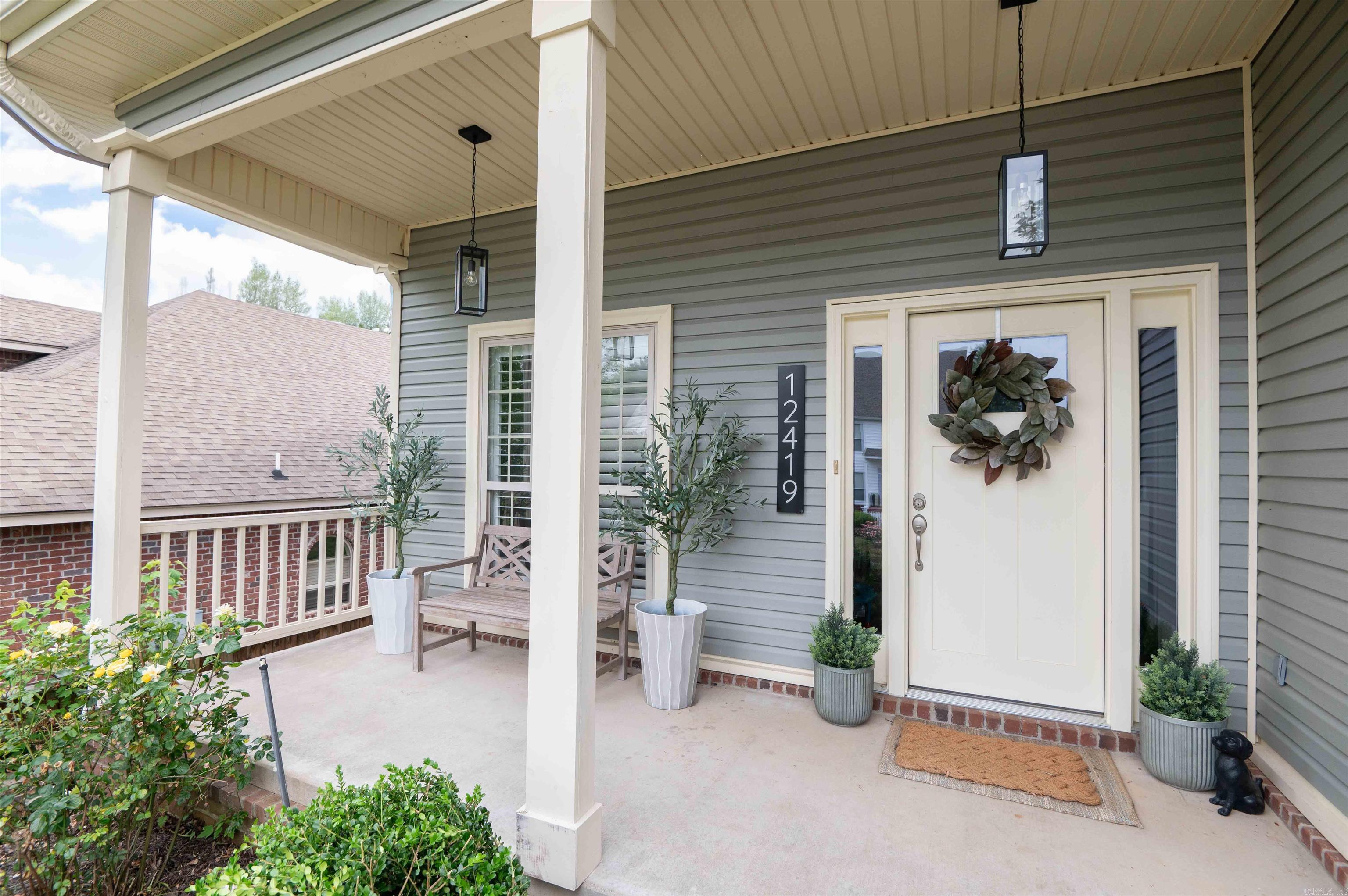 WOODLANDS EDGE - Residential