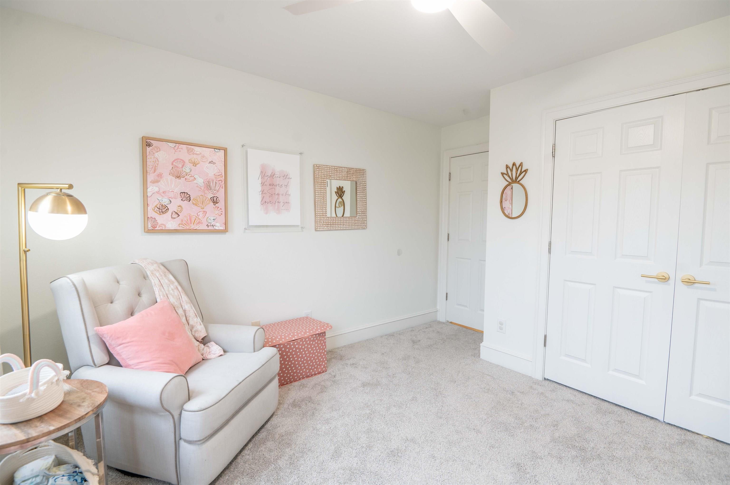 WOODLANDS EDGE - Residential
