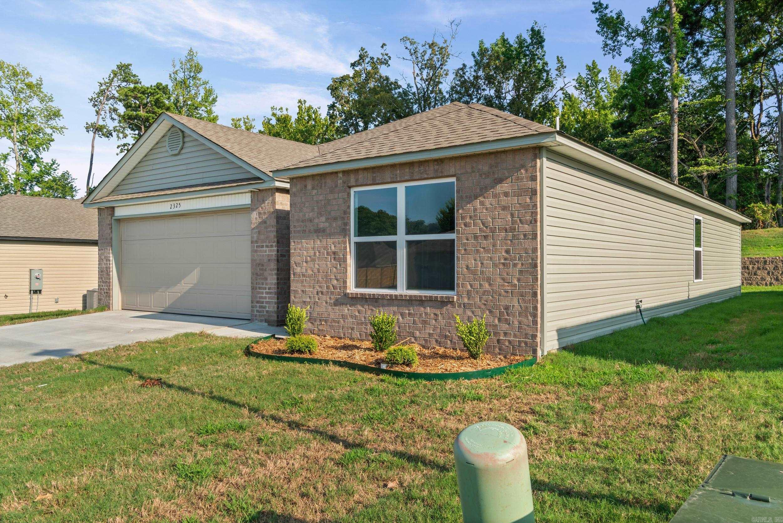 MIDLAND ESTATES PHASE 1 - Residential