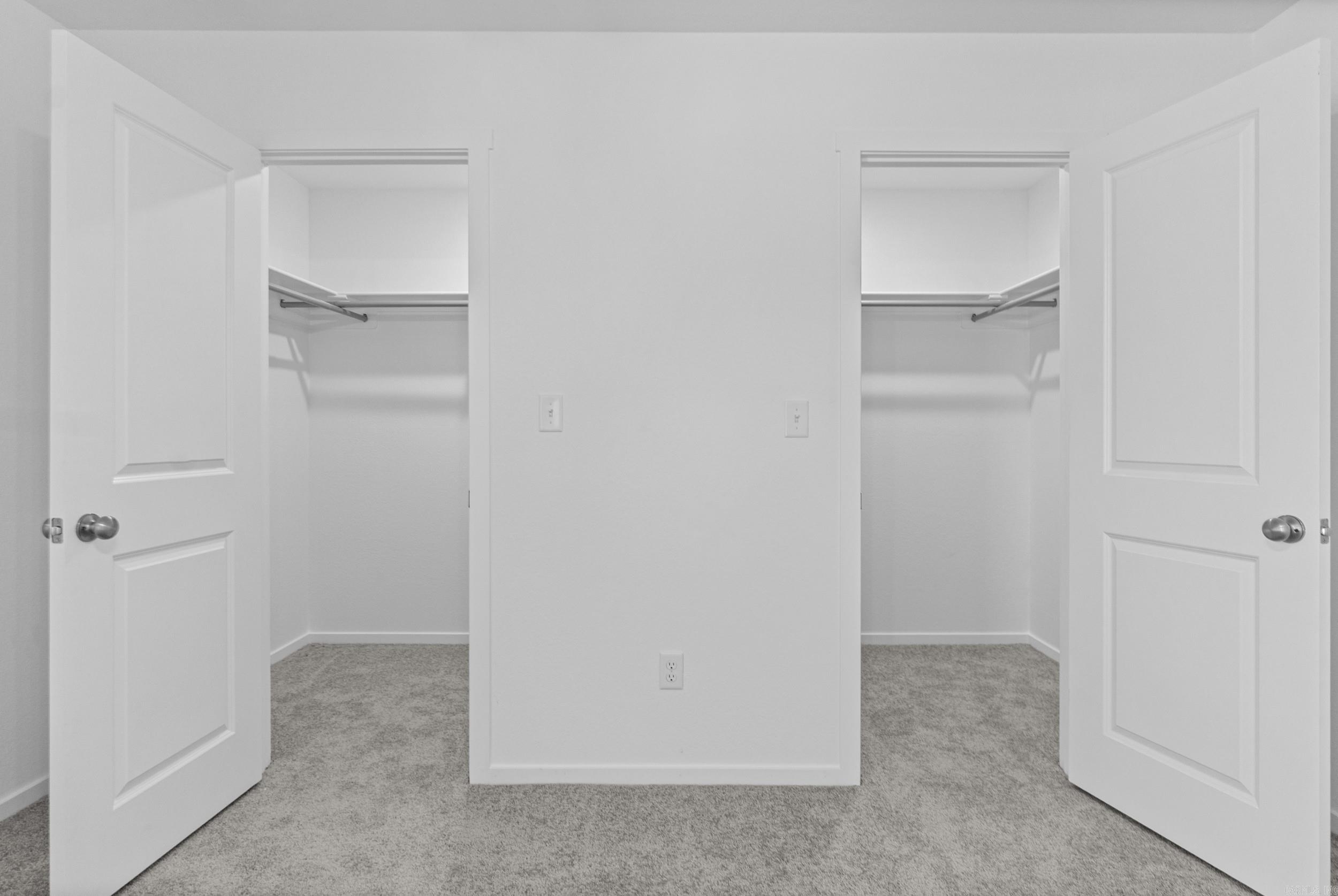 MIDLAND ESTATES PHASE 1 - Residential