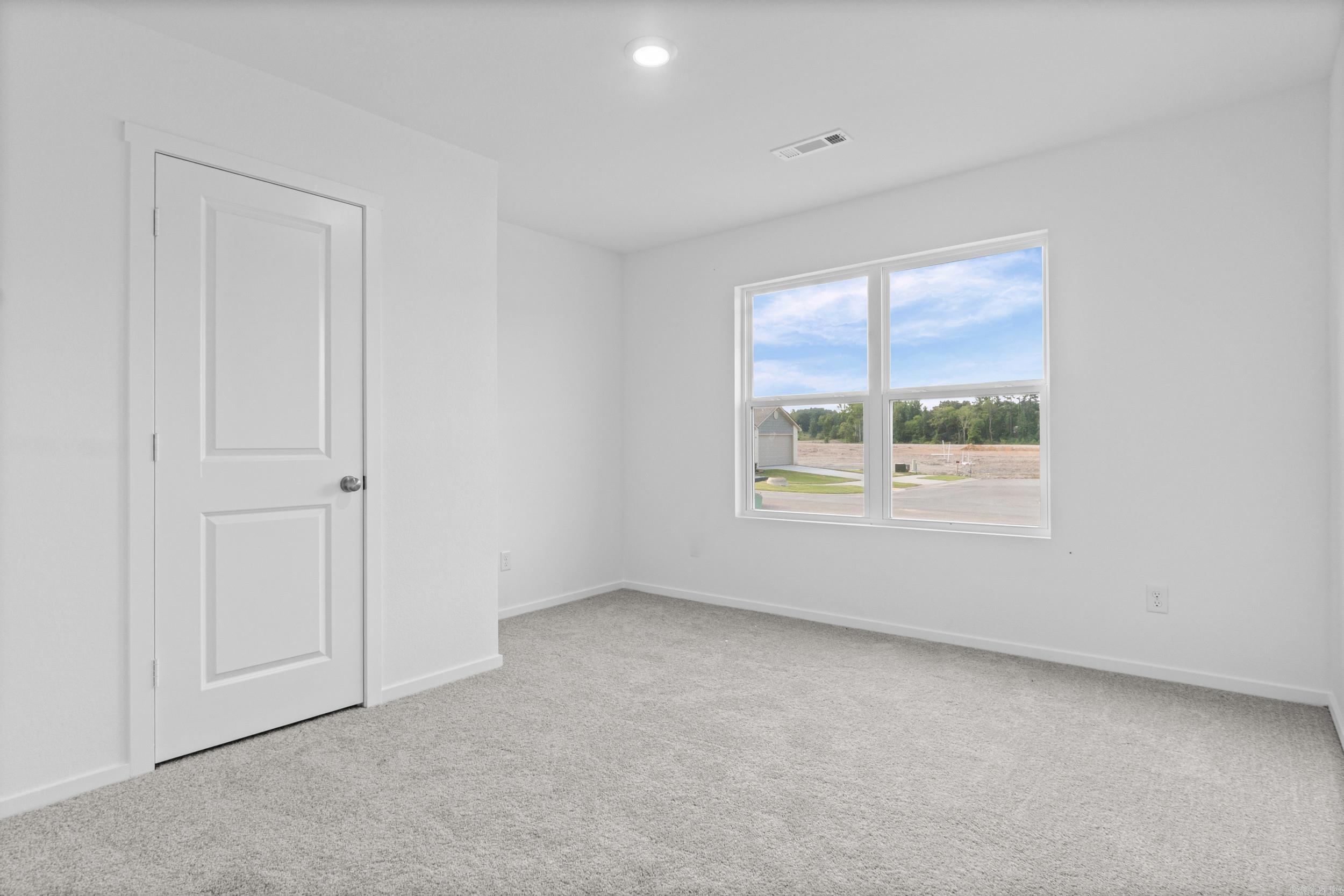 MIDLAND ESTATES PHASE 1 - Residential