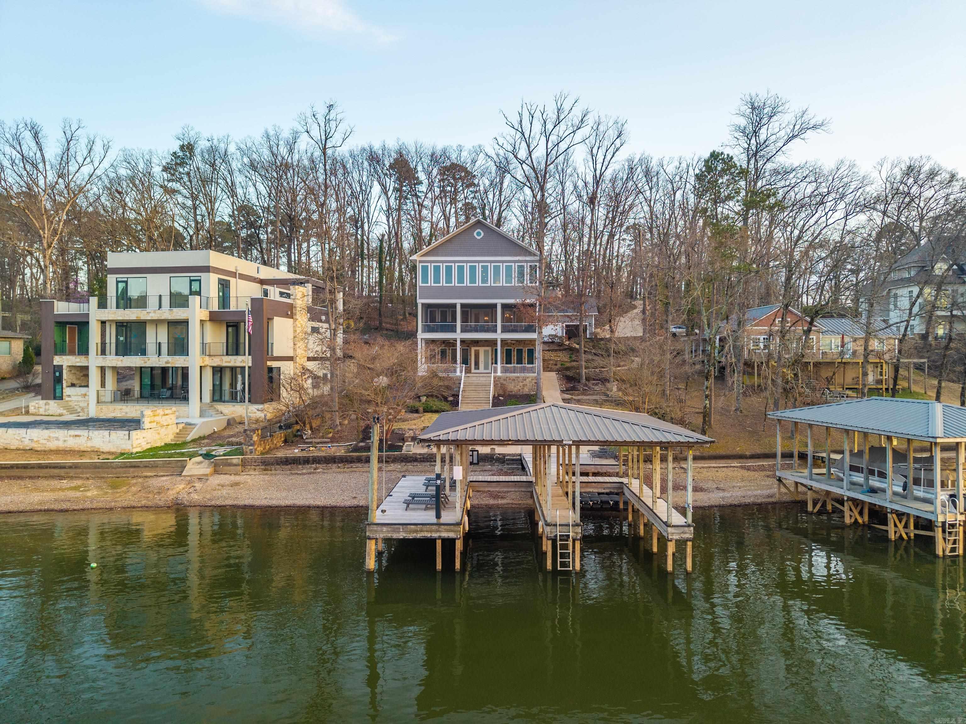 LONG POINT - Residential