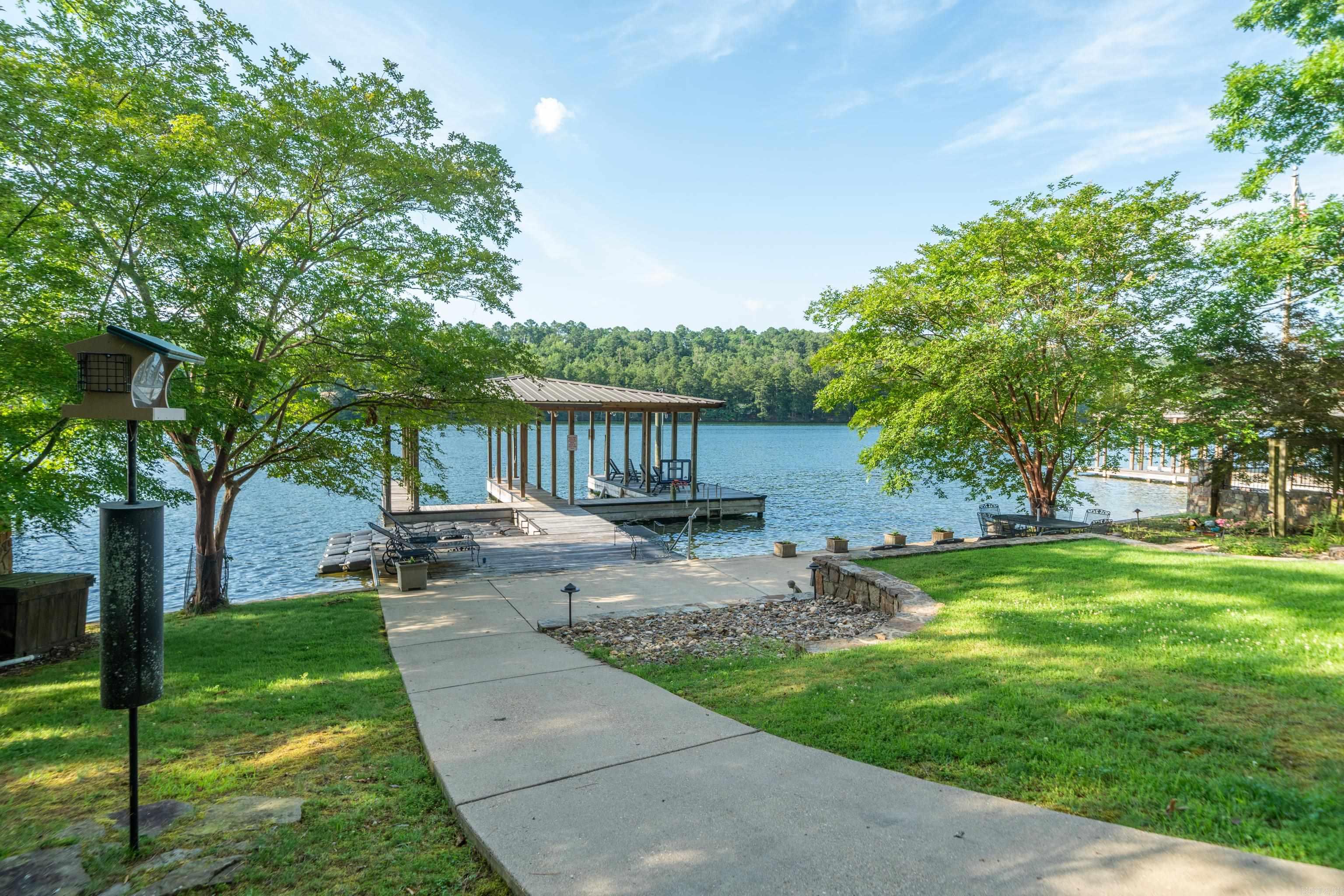 LONG POINT - Residential