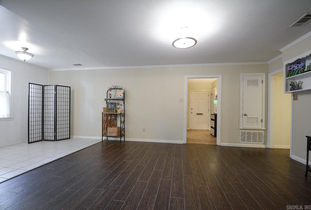 STURBRIDGE - Residential