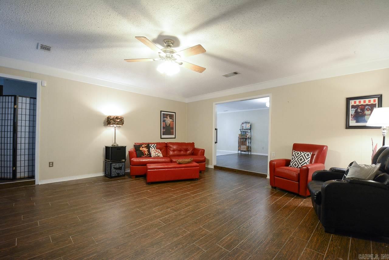 STURBRIDGE - Residential