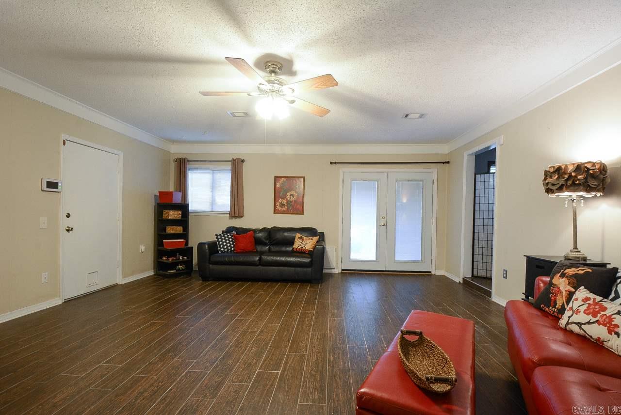 STURBRIDGE - Residential