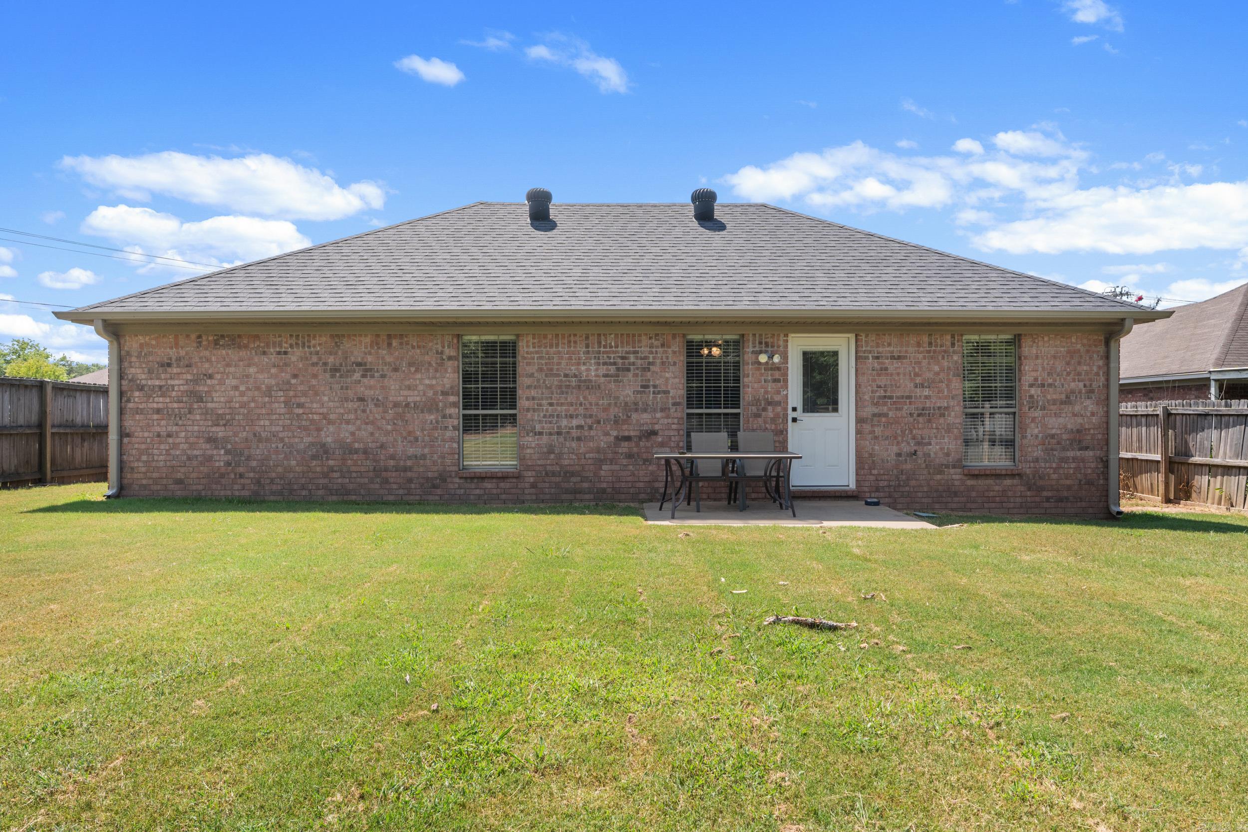 CHARLES PLACE - Residential