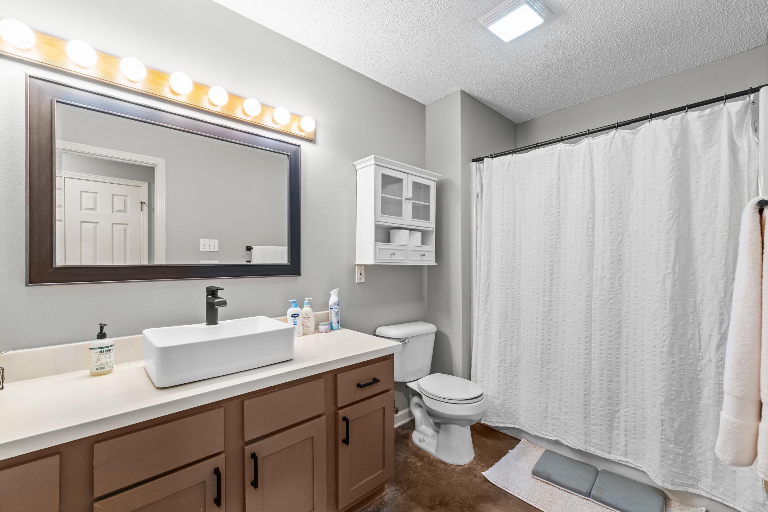 CHARLES PLACE - Residential