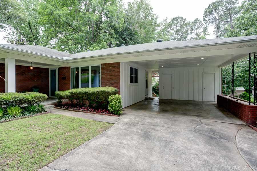 Markham Manor - Residential
