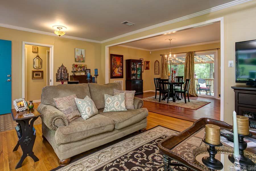 Markham Manor - Residential