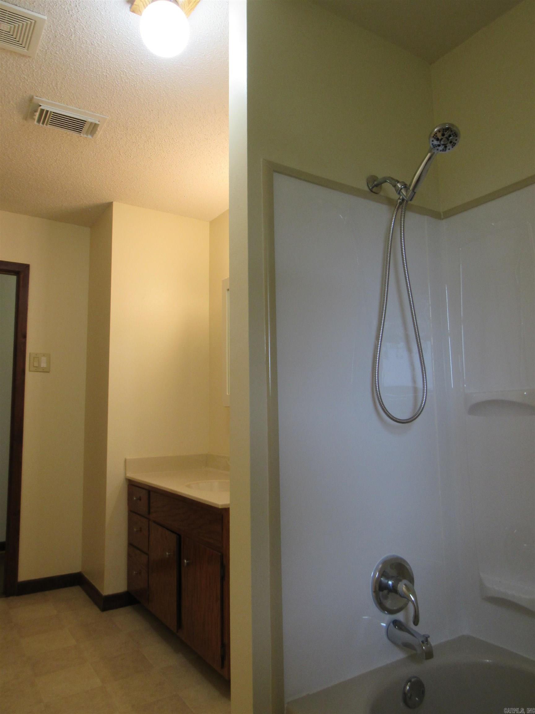 Metes & Bounds - Residential Lease