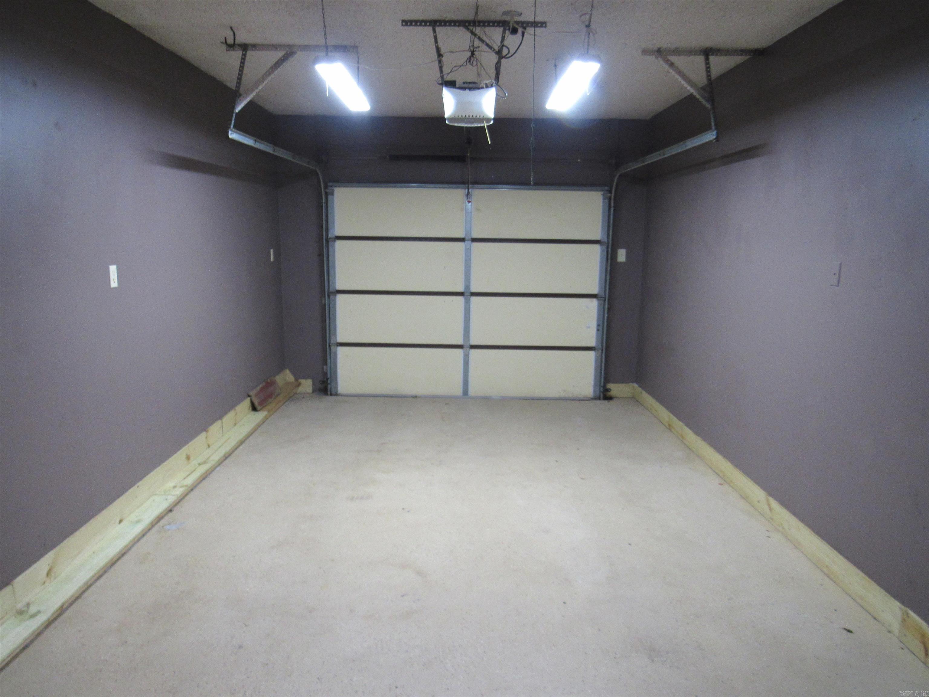 Metes & Bounds - Residential Lease