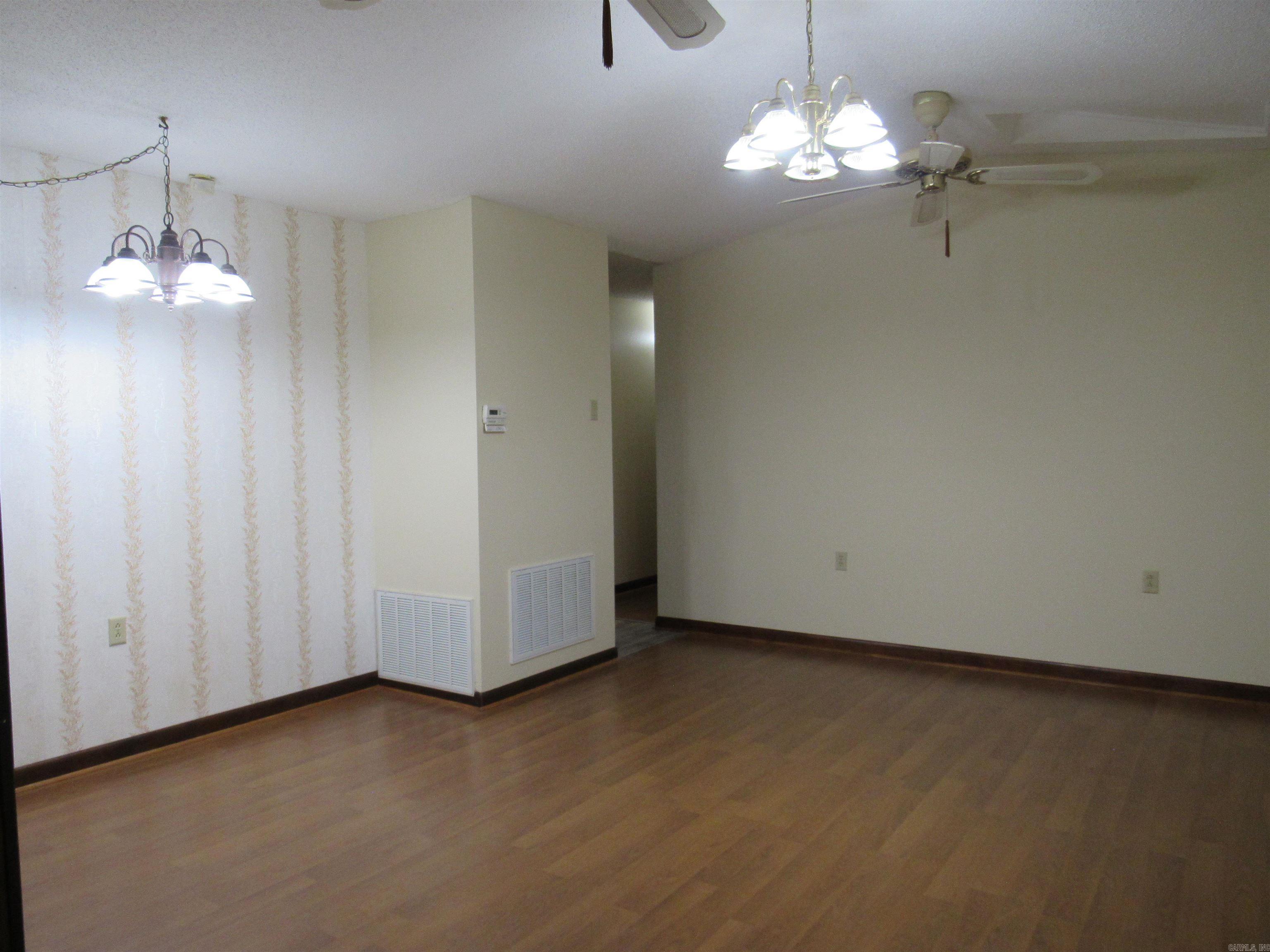 Metes & Bounds - Residential Lease