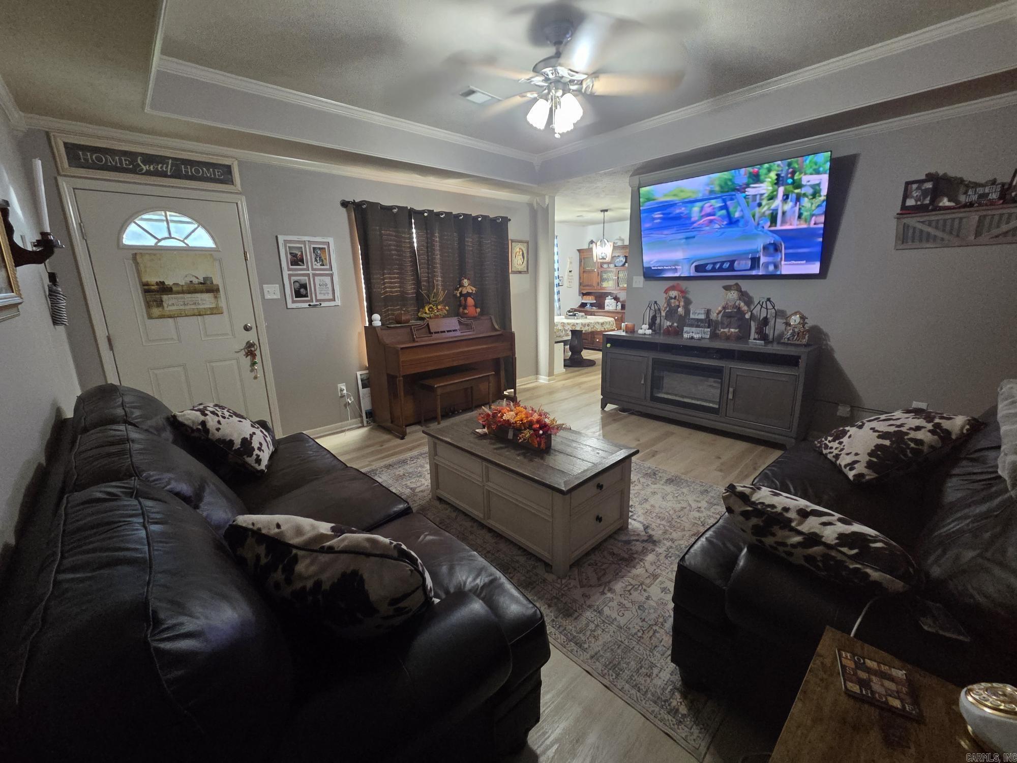 APPLE HILL - Residential
