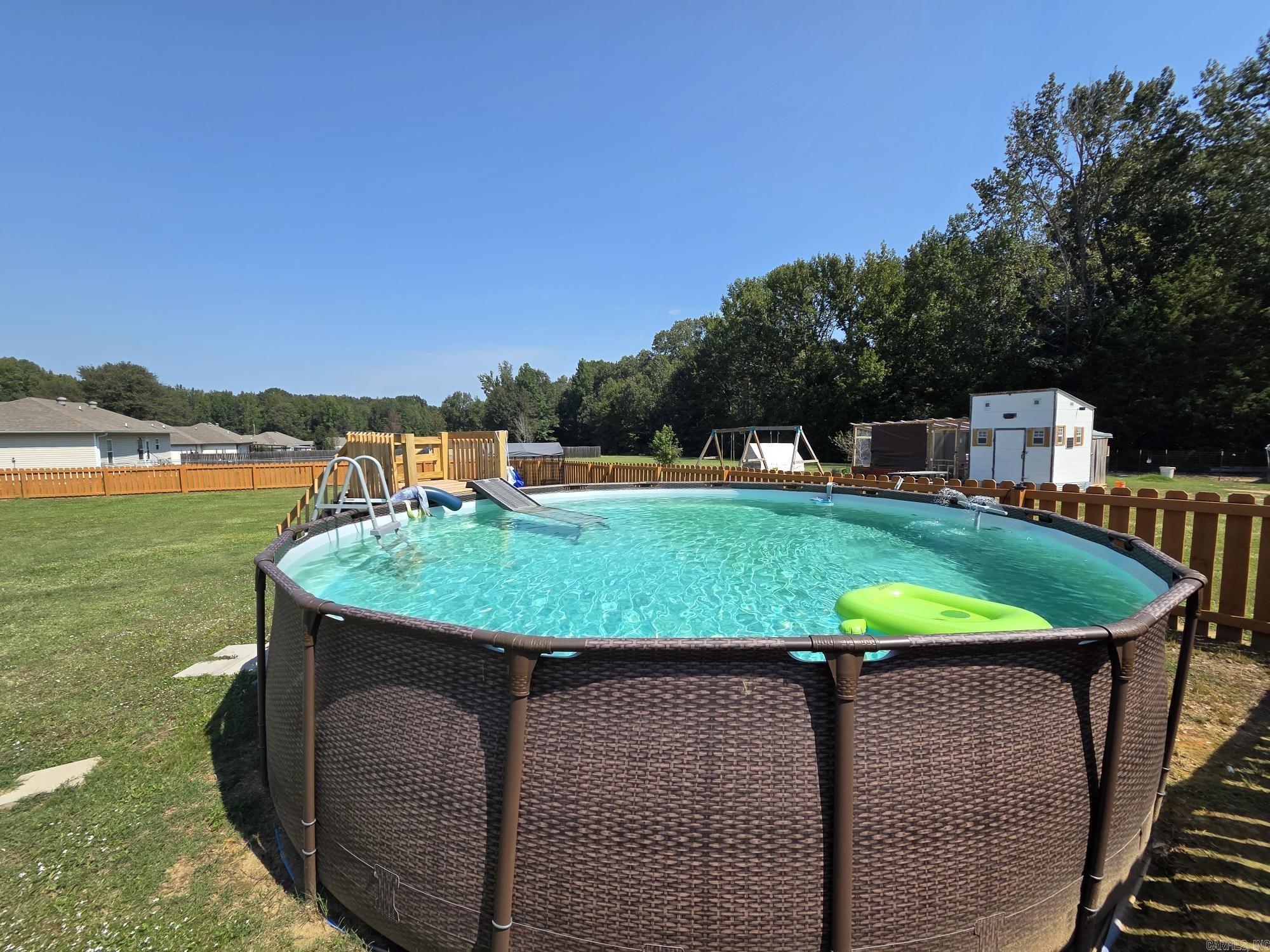 APPLE HILL - Residential