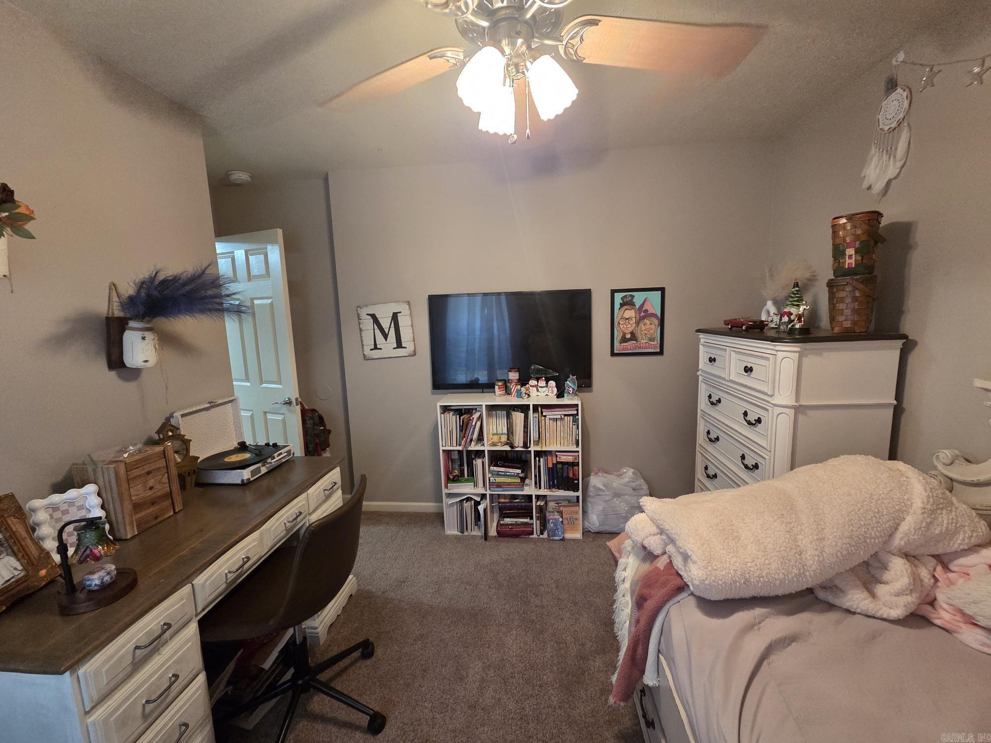 APPLE HILL - Residential