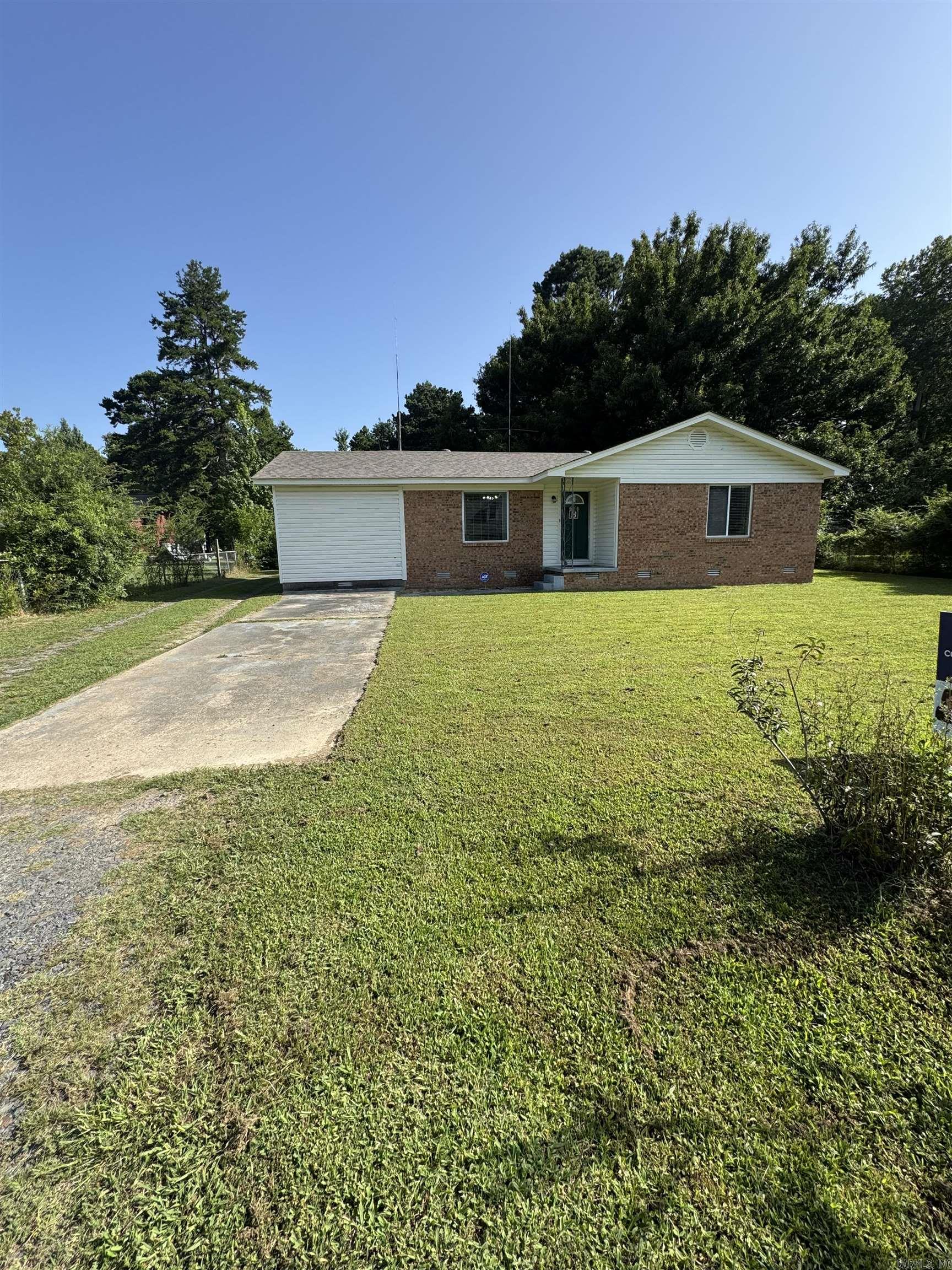 Lone Pine - Residential