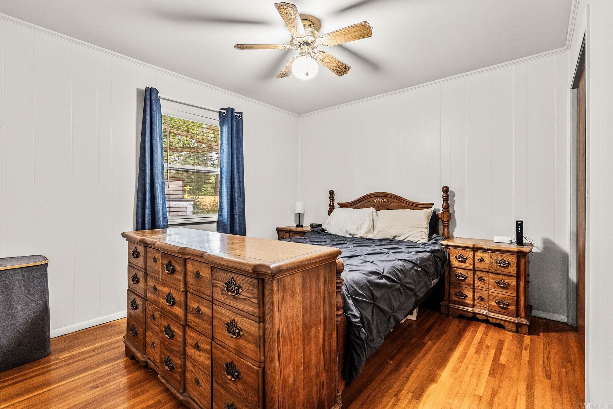 Lone Pine - Residential