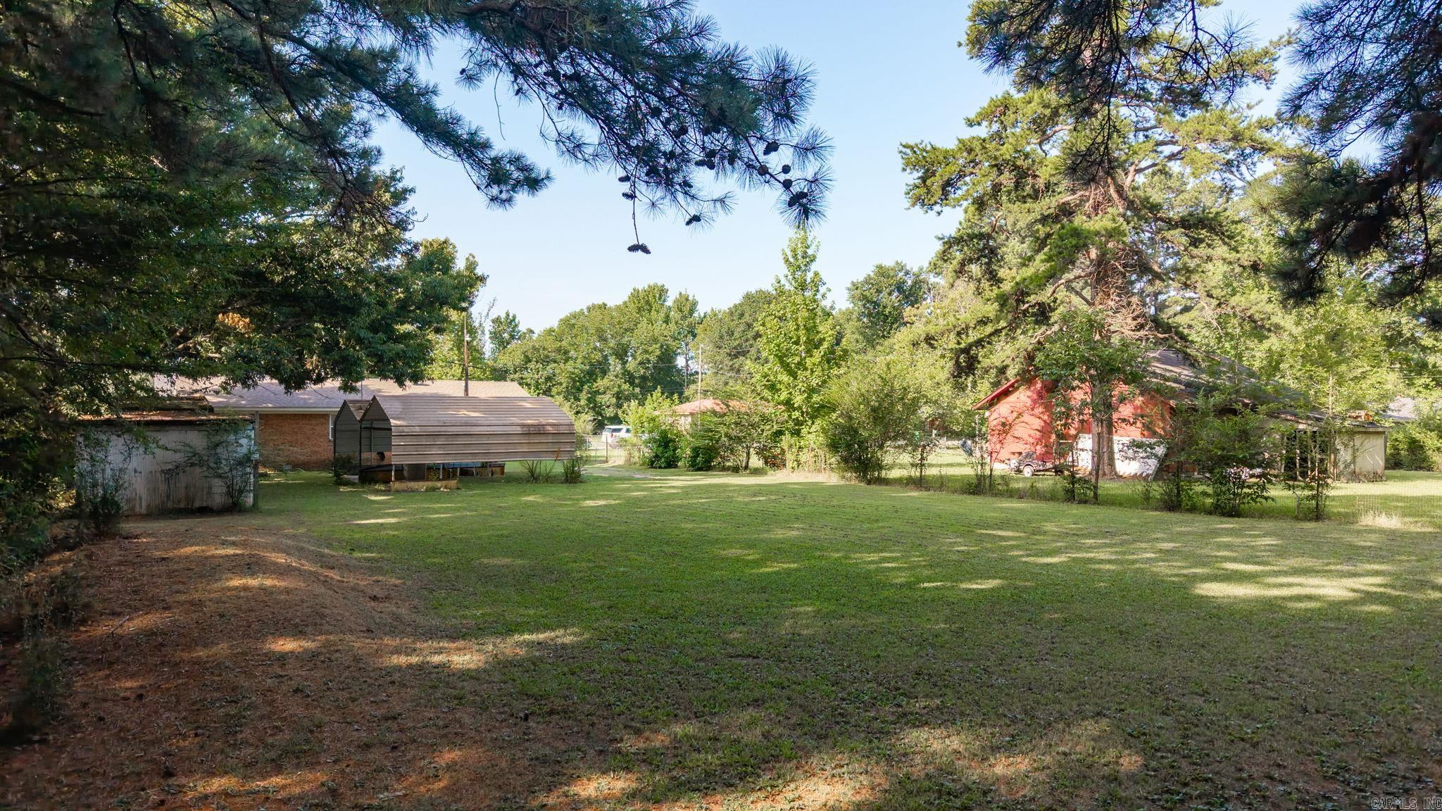 Lone Pine - Residential