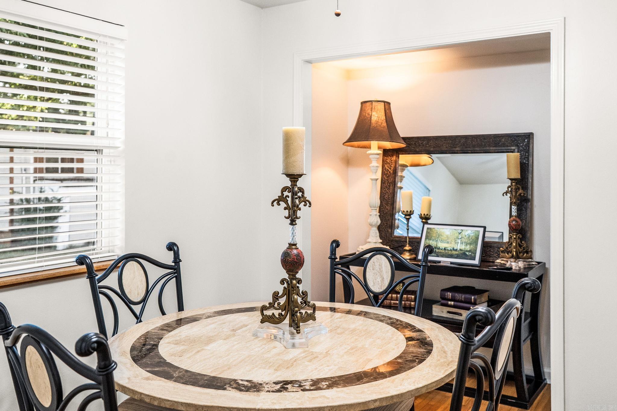 Lone Pine - Residential