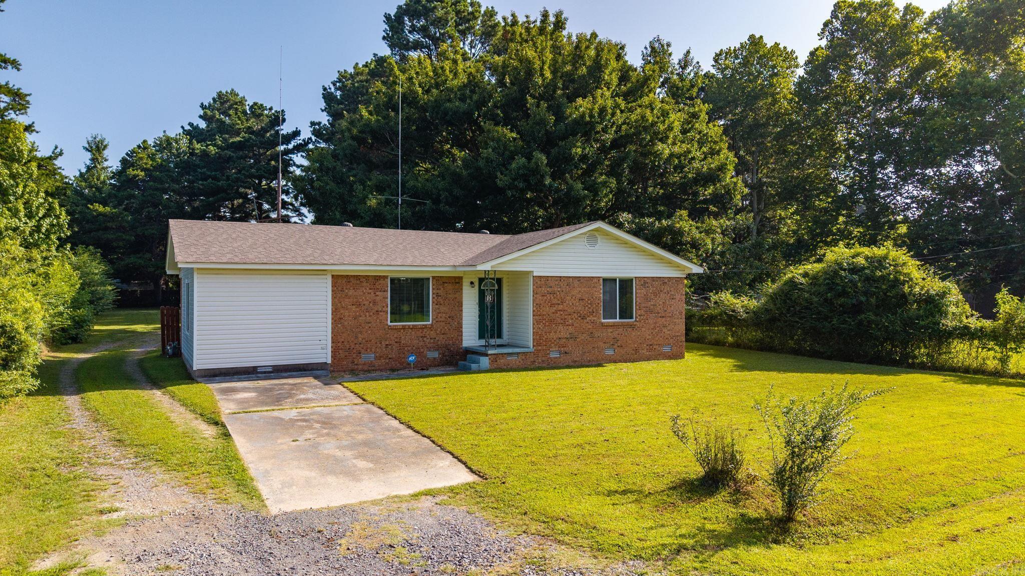 Lone Pine - Residential