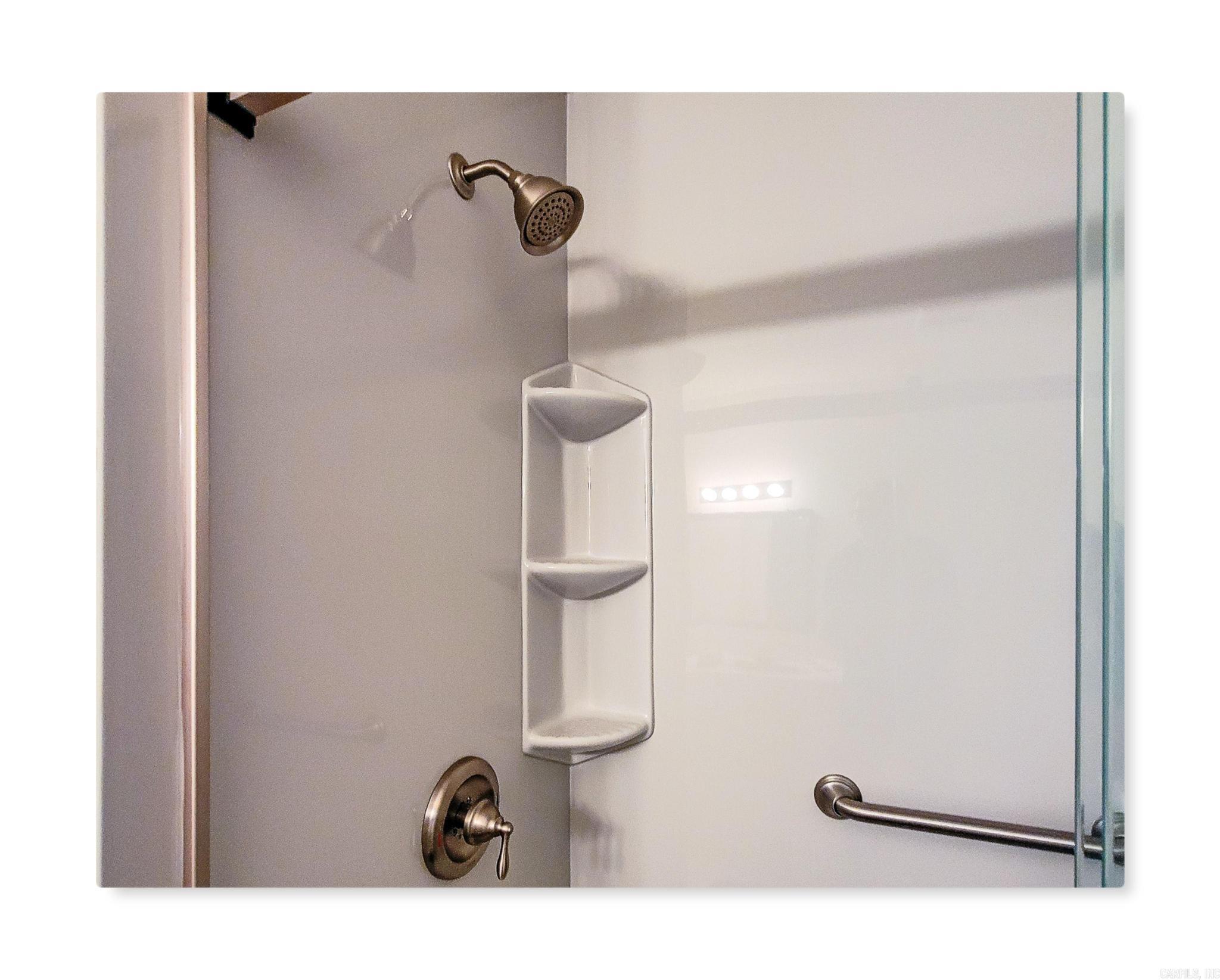 CASTELLON COURTS - Residential
