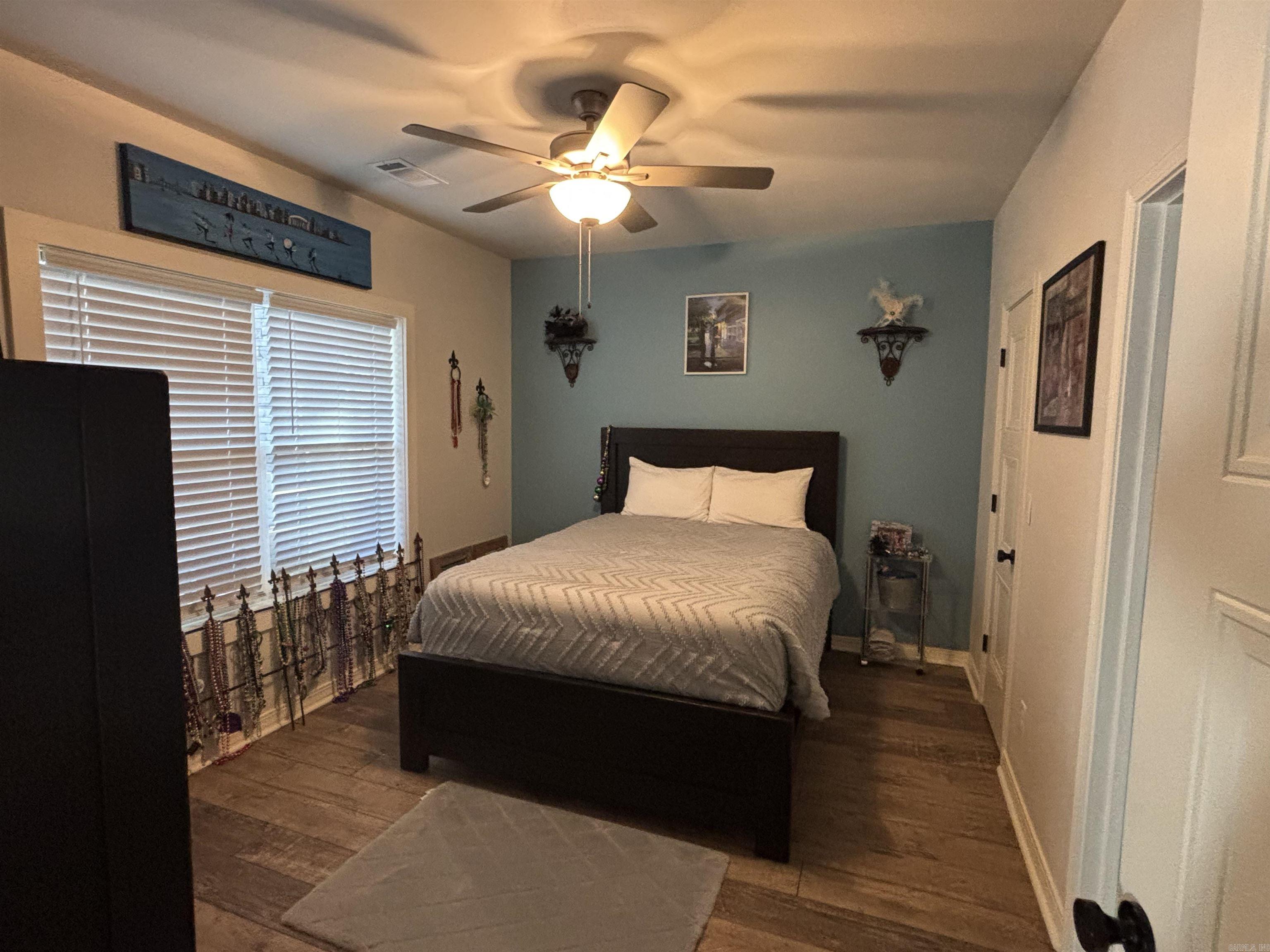 SHIRLEY - Residential