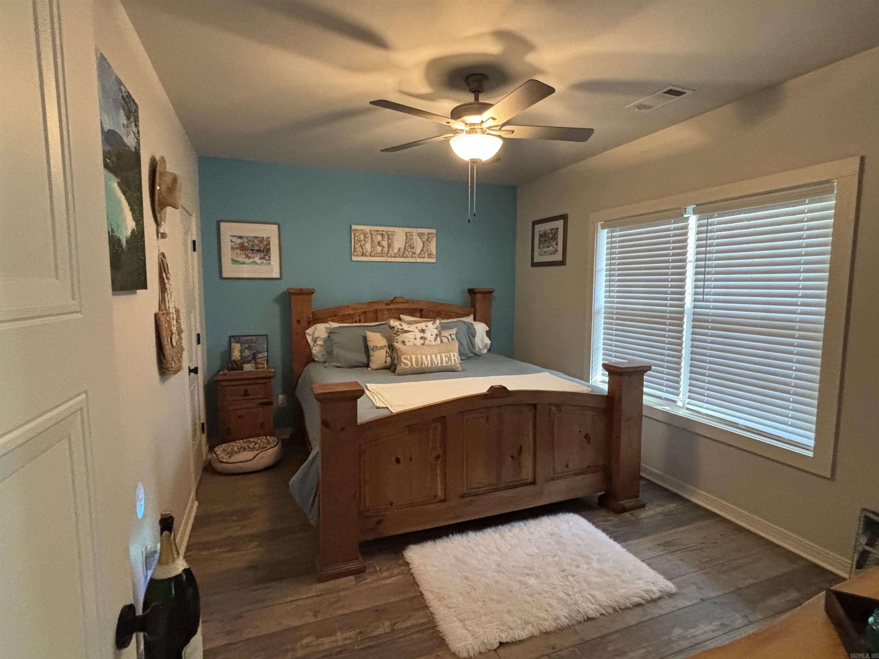 SHIRLEY - Residential