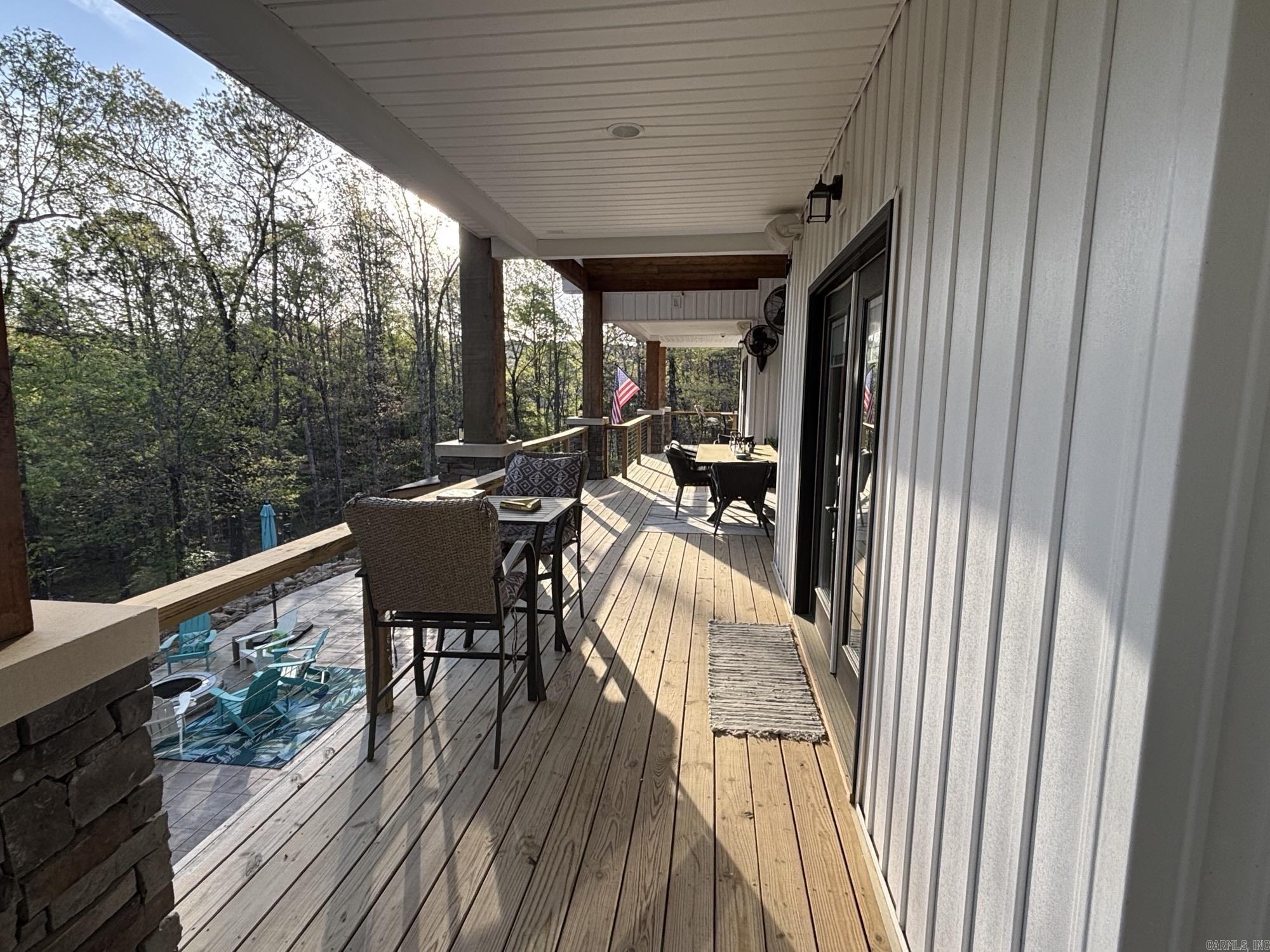 SHIRLEY - Residential