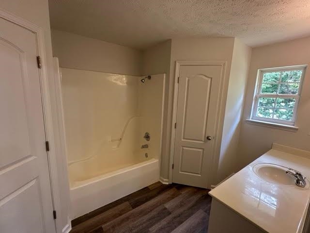 SMITHFIELD - Residential