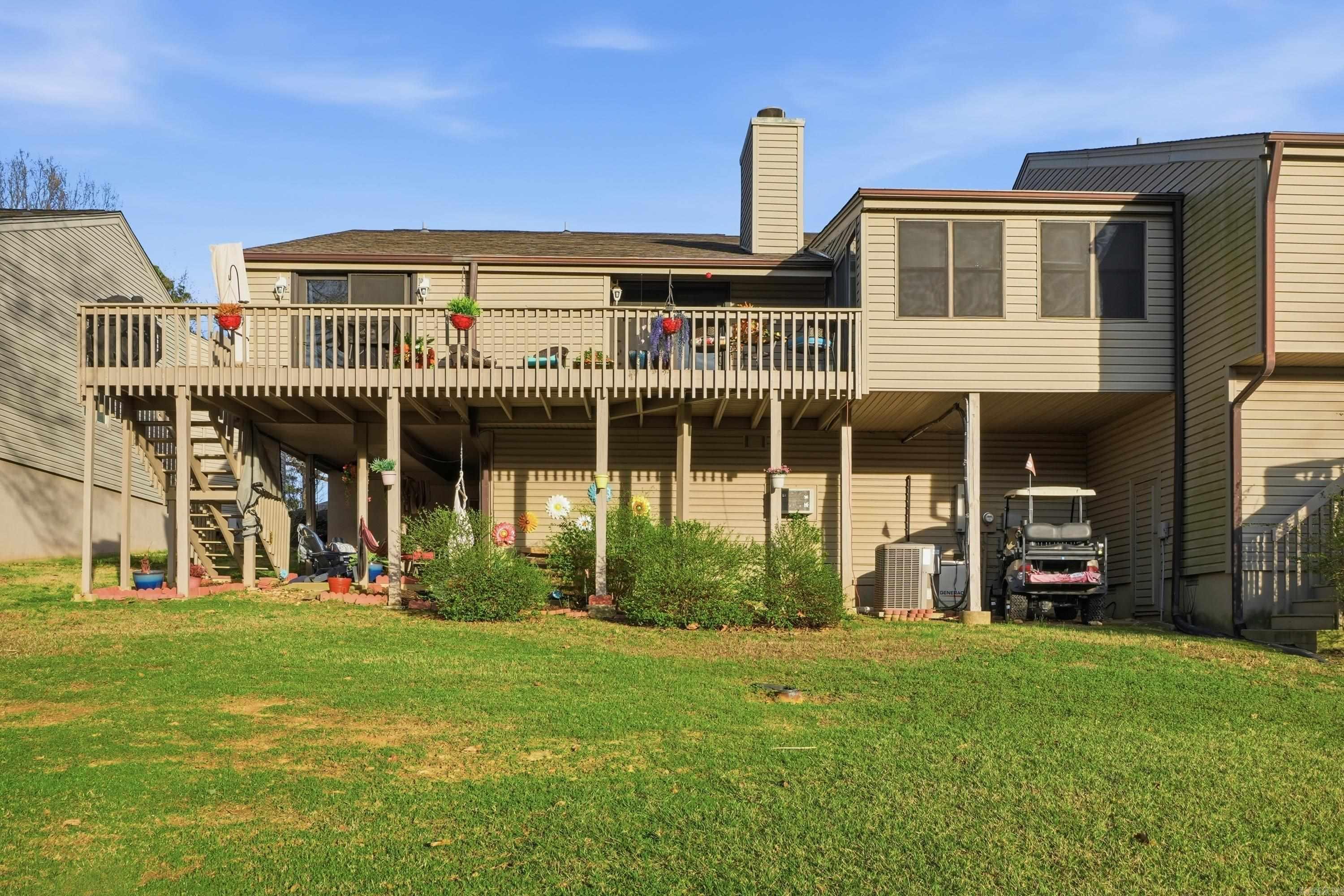 COUNTRY CLUB RIDGE TOWN - Residential
