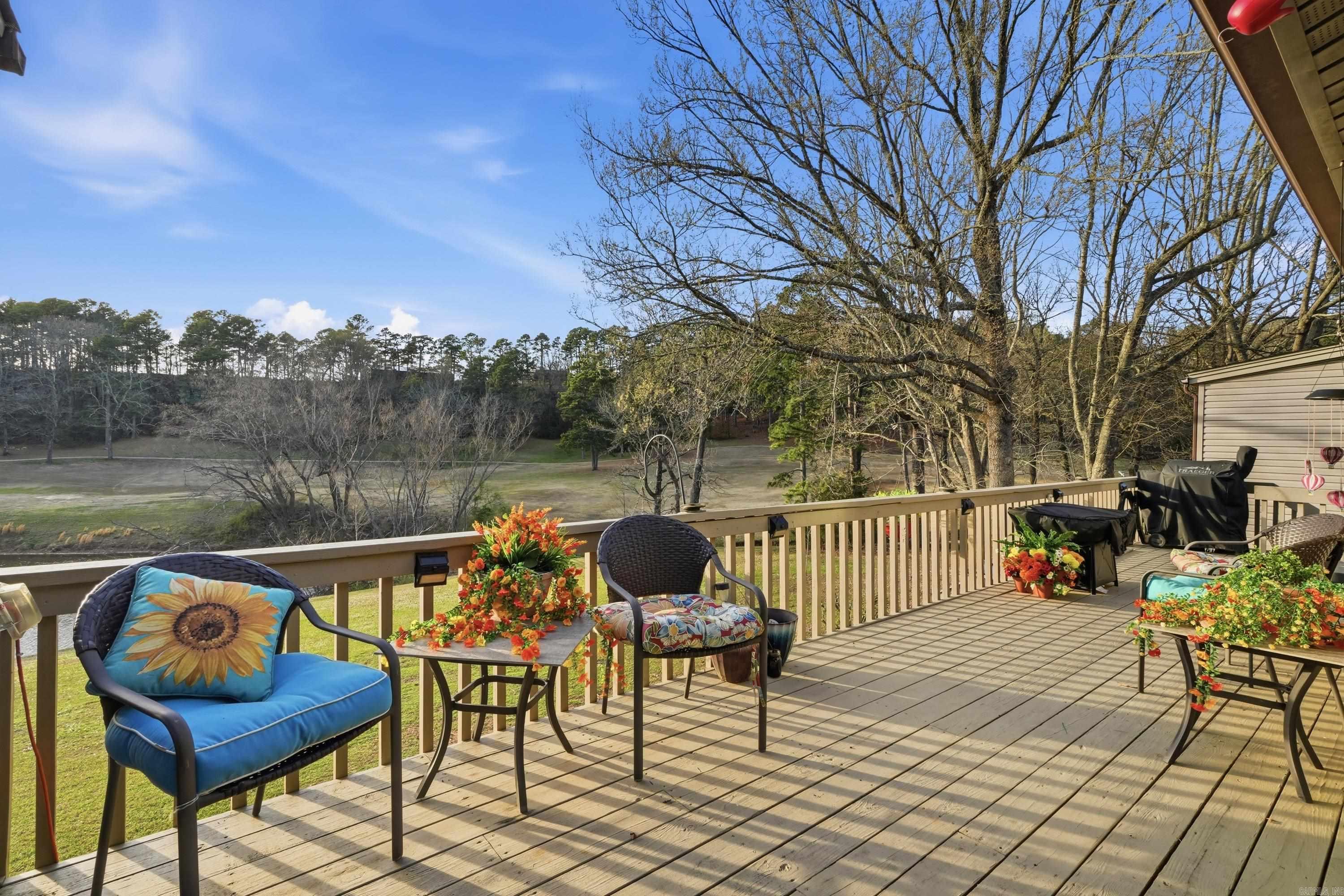 COUNTRY CLUB RIDGE TOWN - Residential