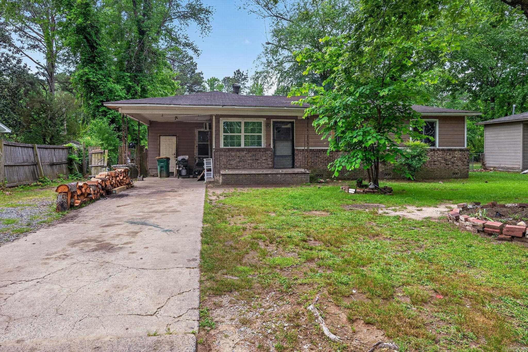 Opportunity knocks with this 3-bedroom, 1-bath home—perfect for investors, flippers, or buyers looking to build equity! This property is ready for renovation and offers solid potential as a fix-and-flip or long-term rental.  Featuring a functional layout and good bones, this home provides a great starting point to bring your vision to life. With the right updates and improvements, it could be transformed into a highly desirable residence or income-producing property.  Situated in a convenient location, this property is ideal for those looking to invest in a project with upside potential. Whether you're expanding your rental portfolio or searching for your next renovation project, this is one you won’t want to miss. Being sold as-is. Bring your contractor and your ideas!