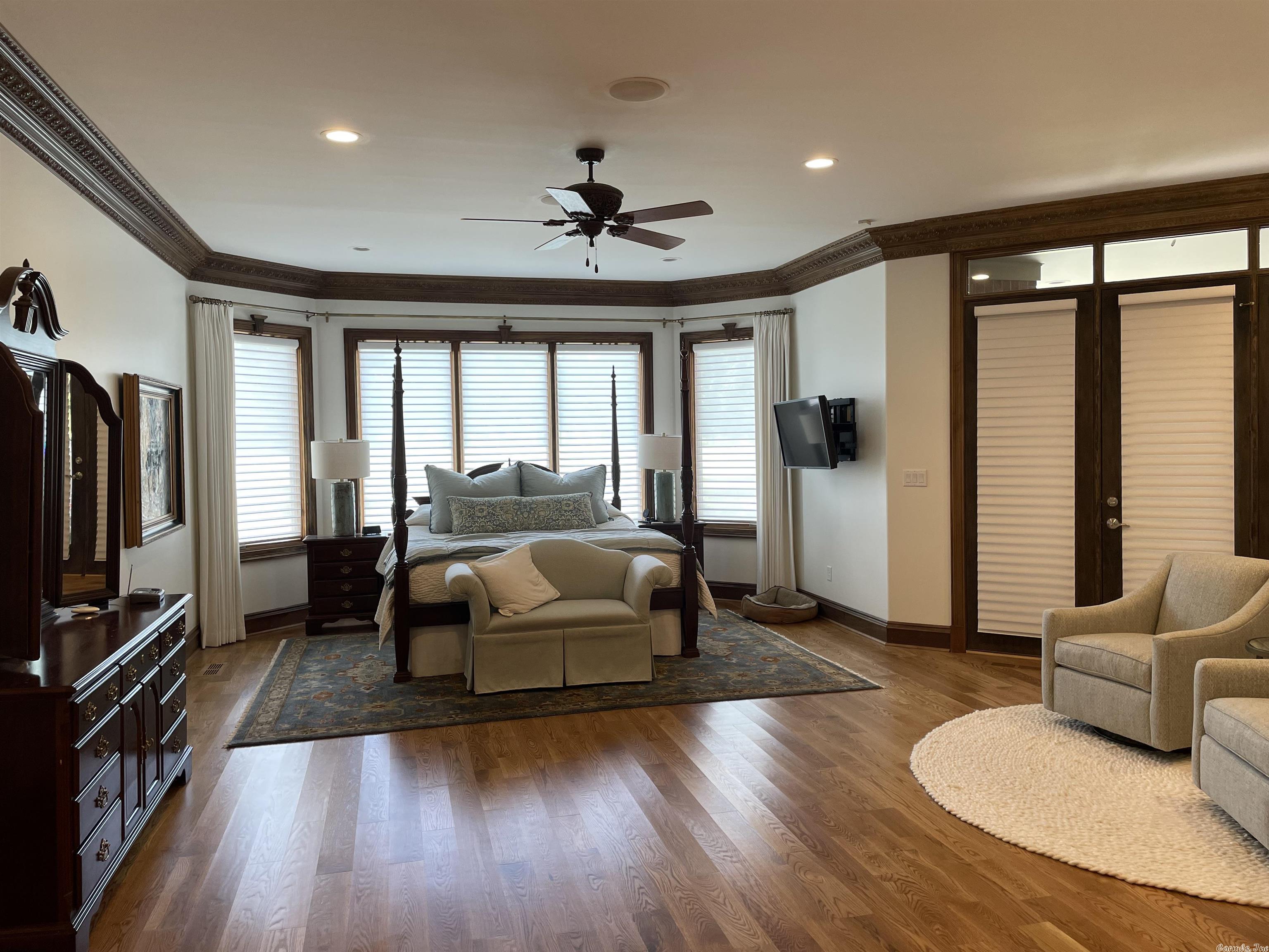 CHENAL VALLEY SOLOGNE CIRCLE - Residential
