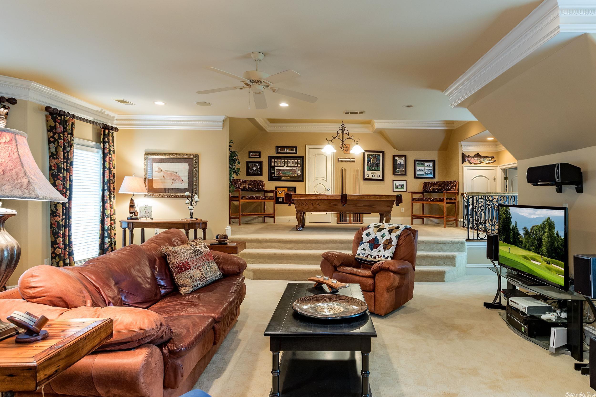 CHENAL VALLEY SOLOGNE CIRCLE - Residential