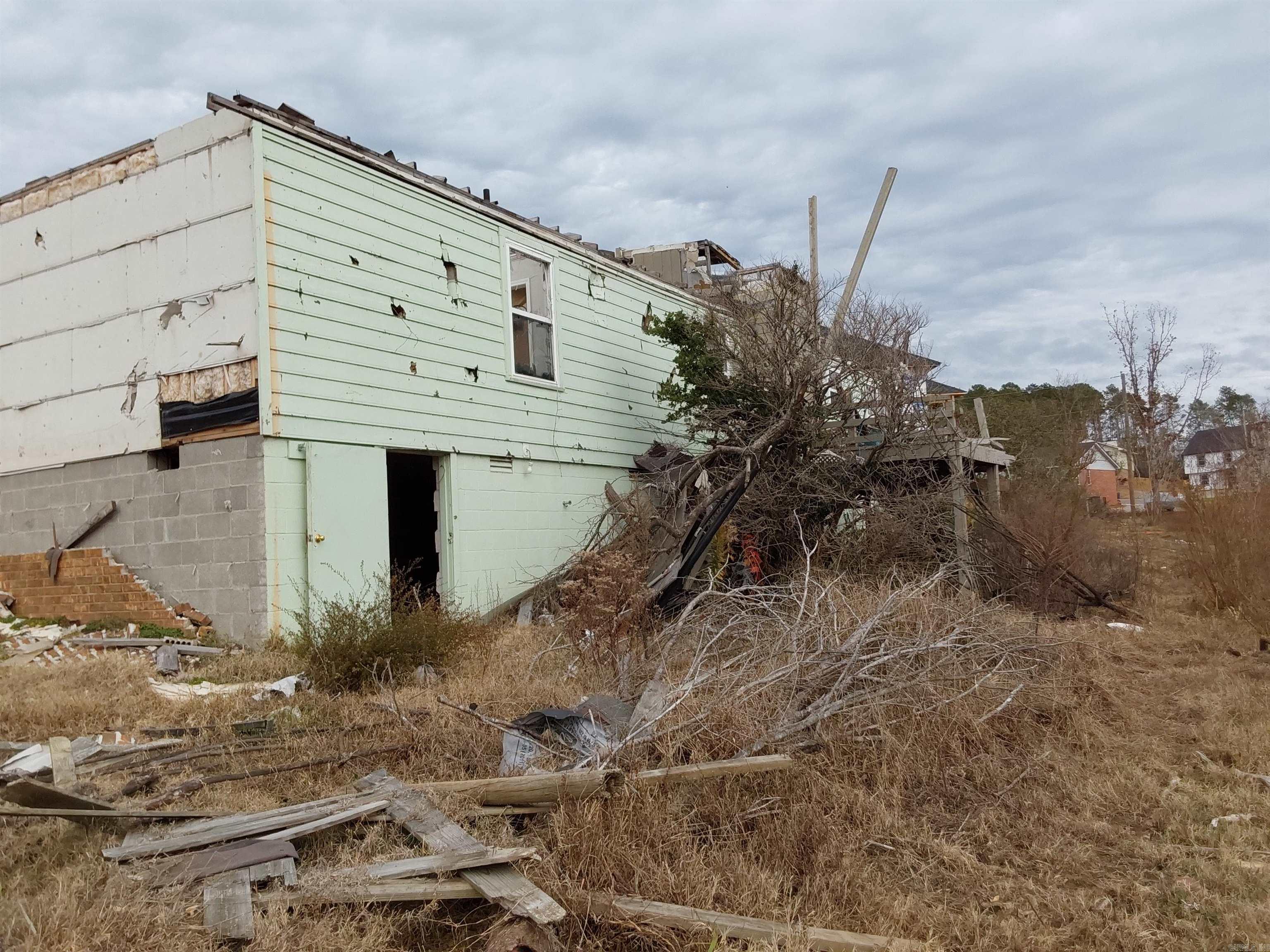 LUDINGTON HGTS - Residential