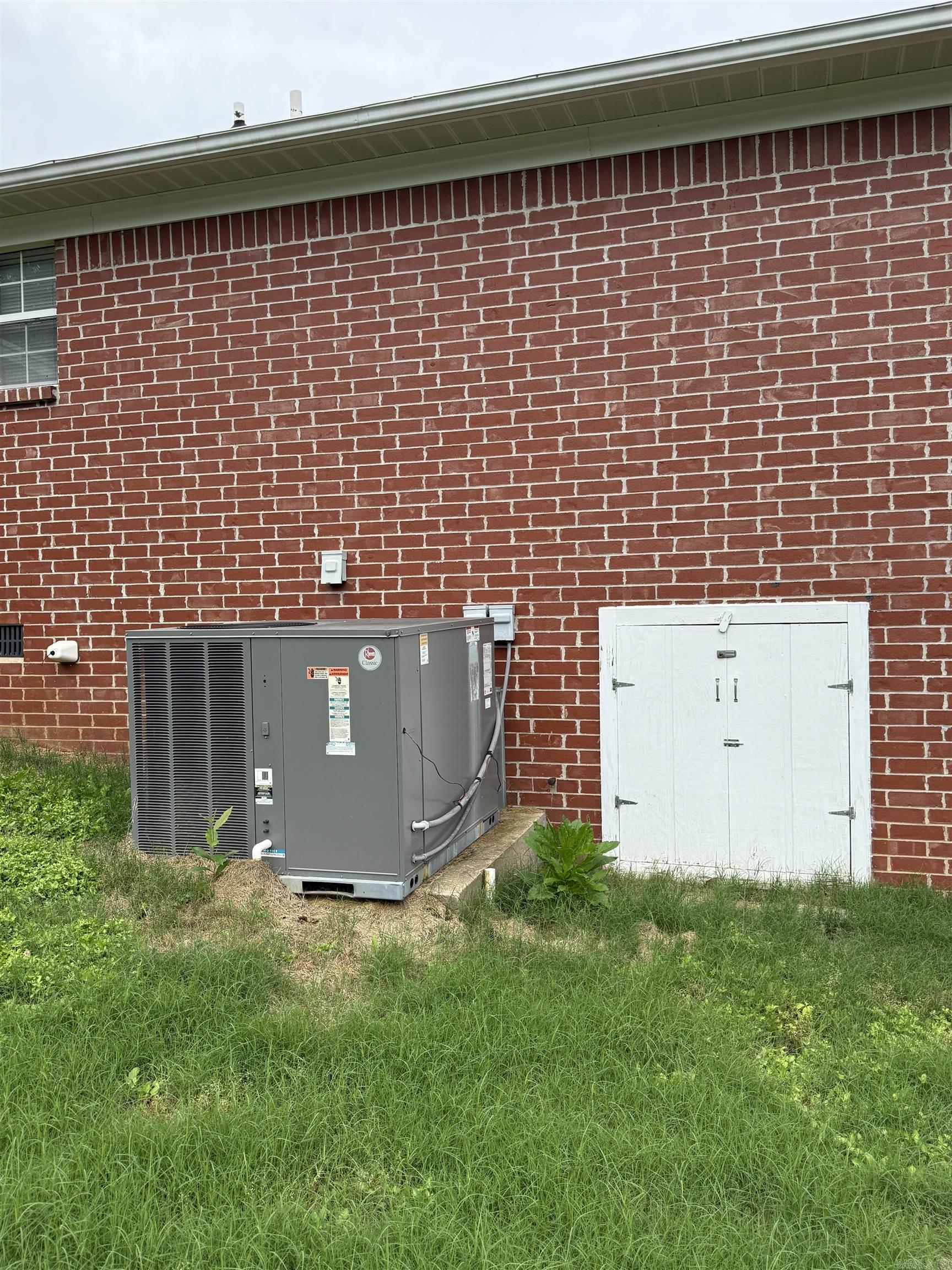 WESTERN HILLS ADD - Residential