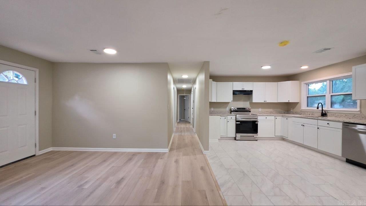 Stamps John - Residential