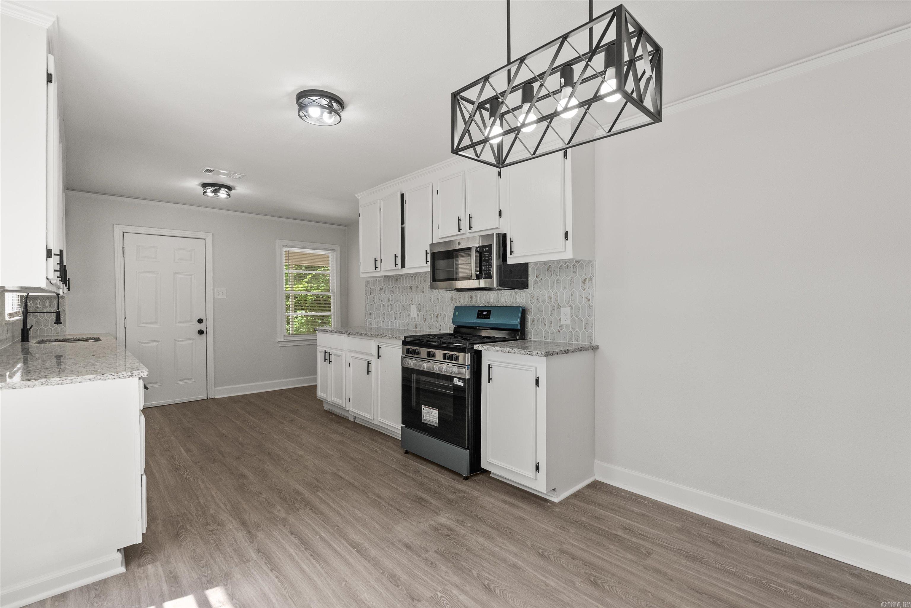 BARROW JOHN - Residential