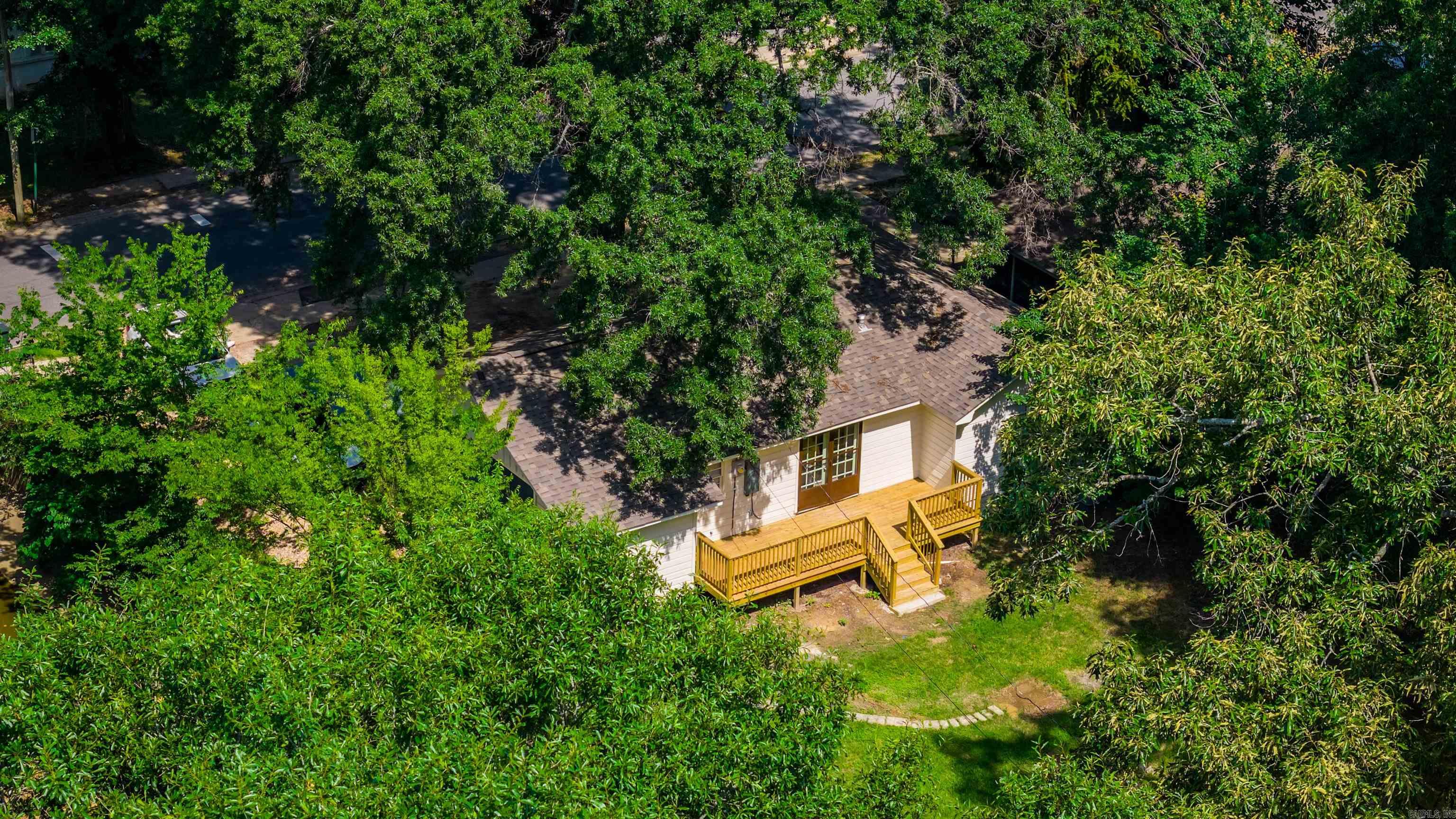 BARROW JOHN - Residential