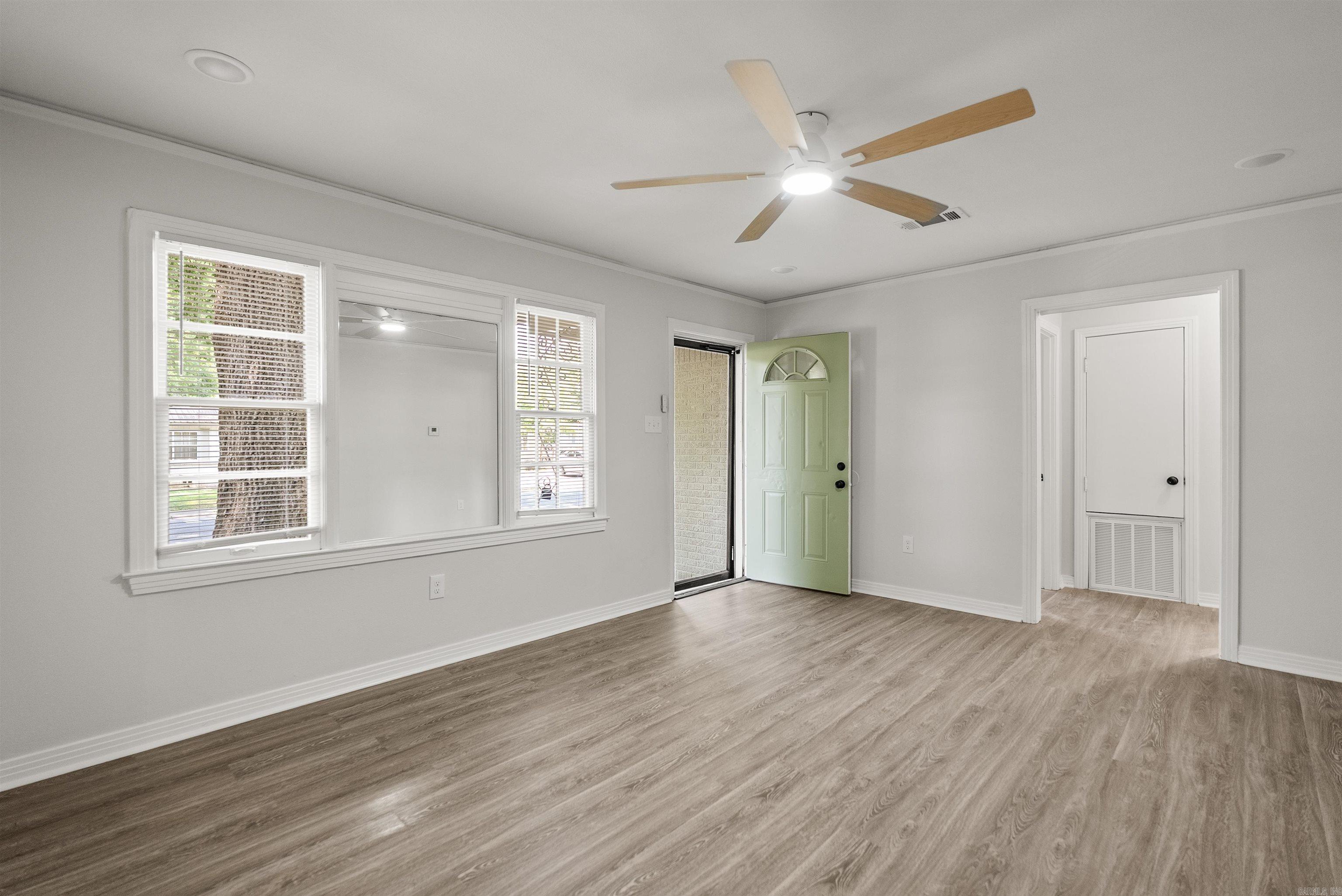 BARROW JOHN - Residential