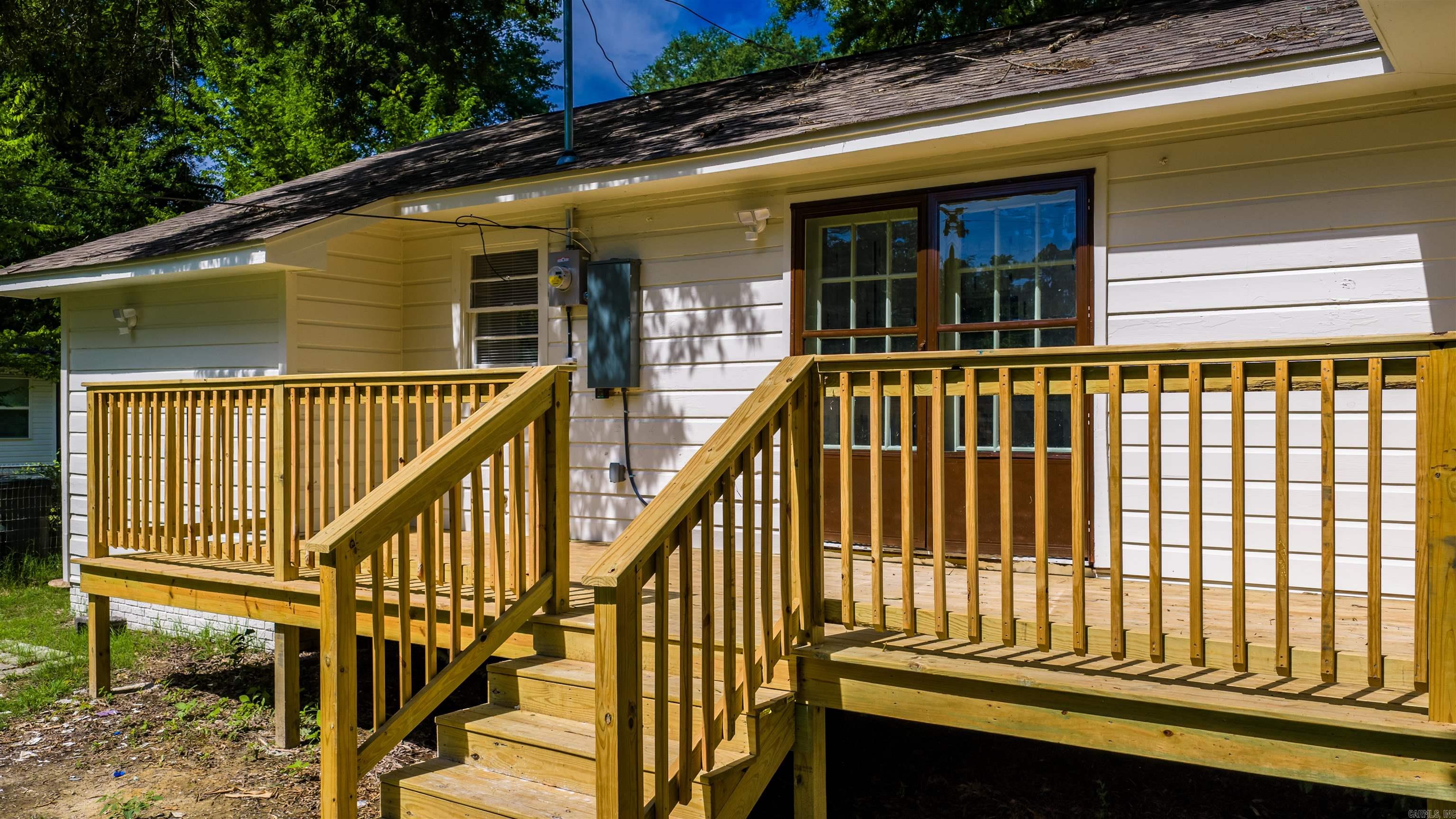 BARROW JOHN - Residential