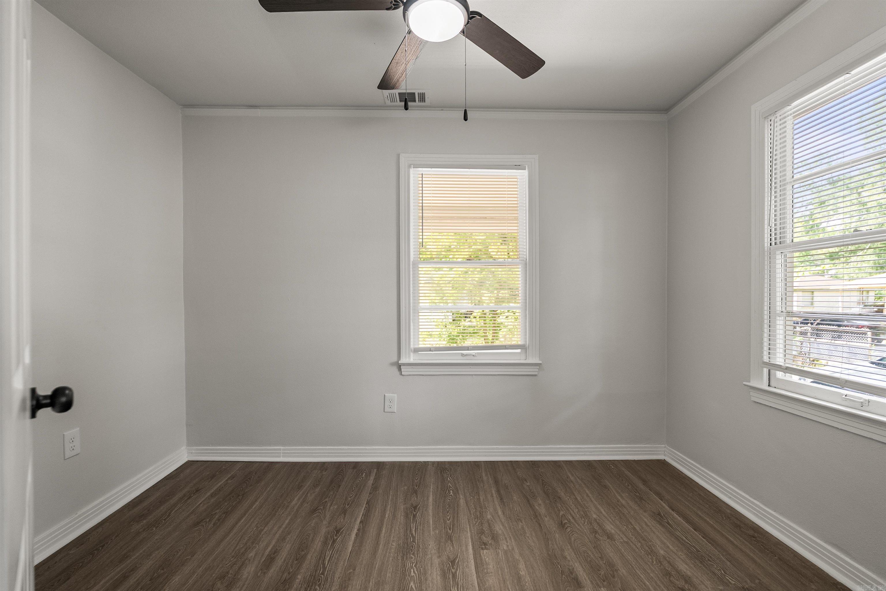 BARROW JOHN - Residential