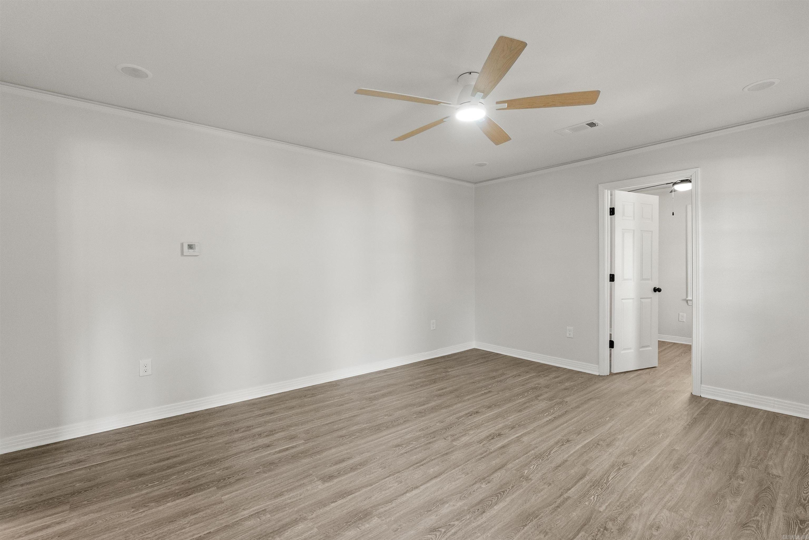 BARROW JOHN - Residential
