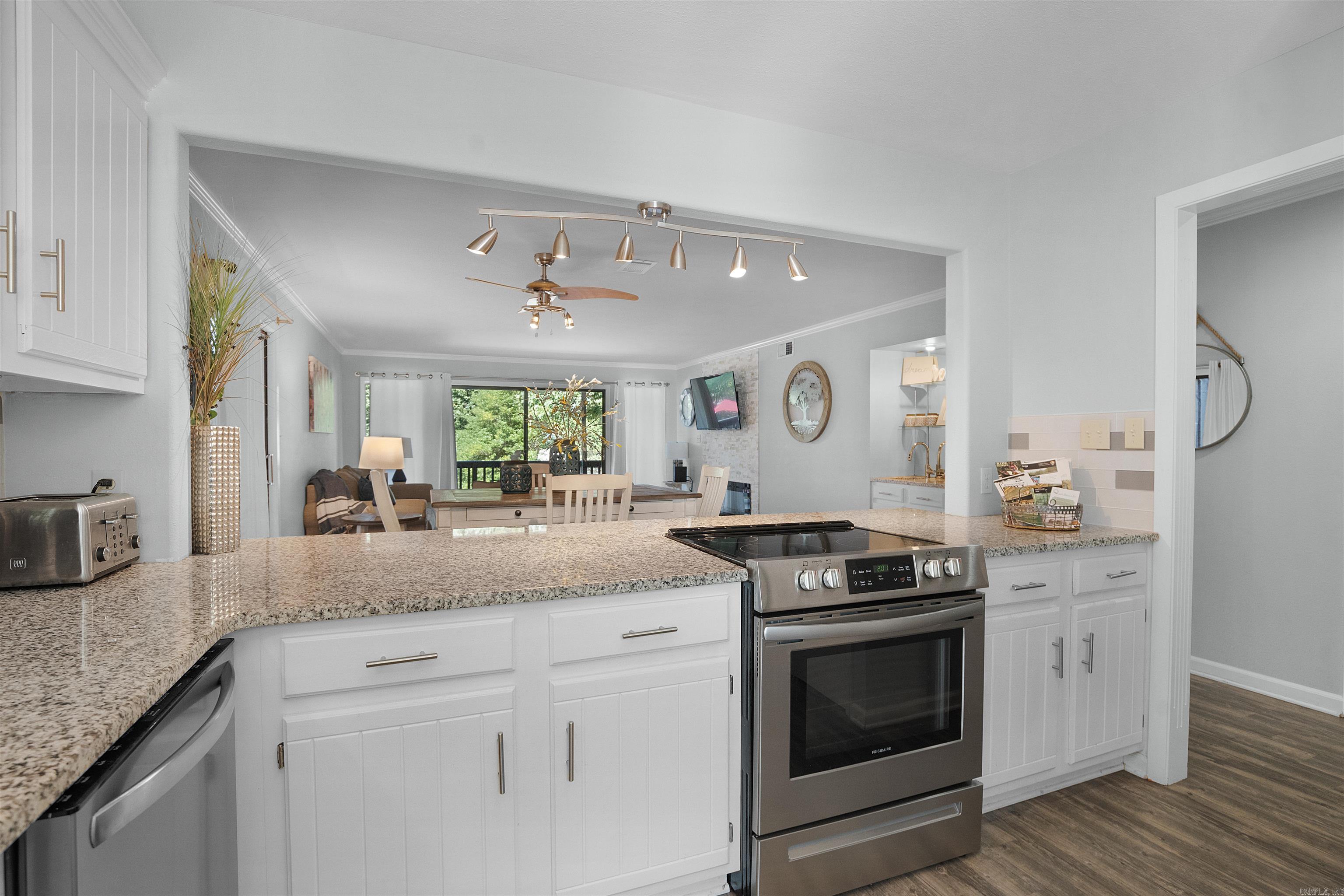 SOUTH SHORE HPR - Residential