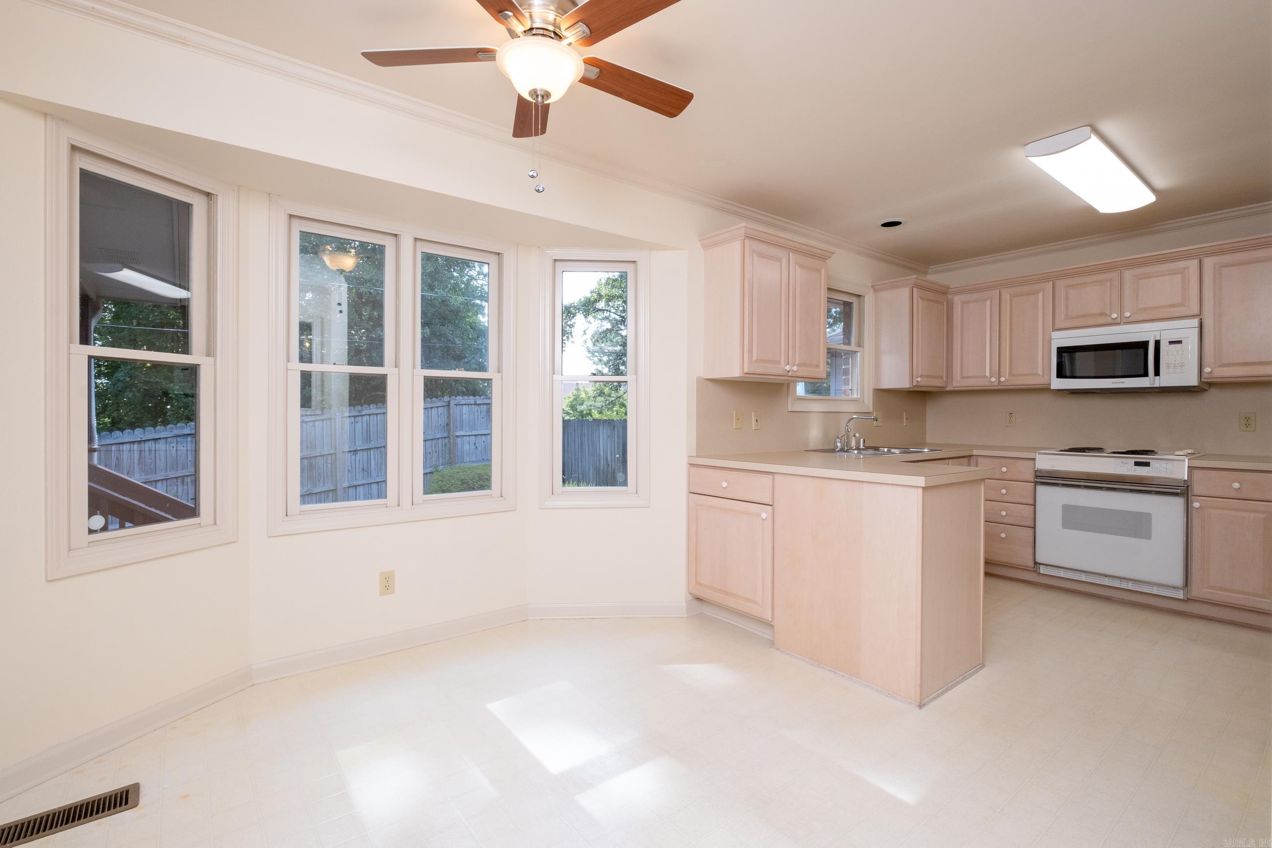 RAINWOOD COVE - Residential